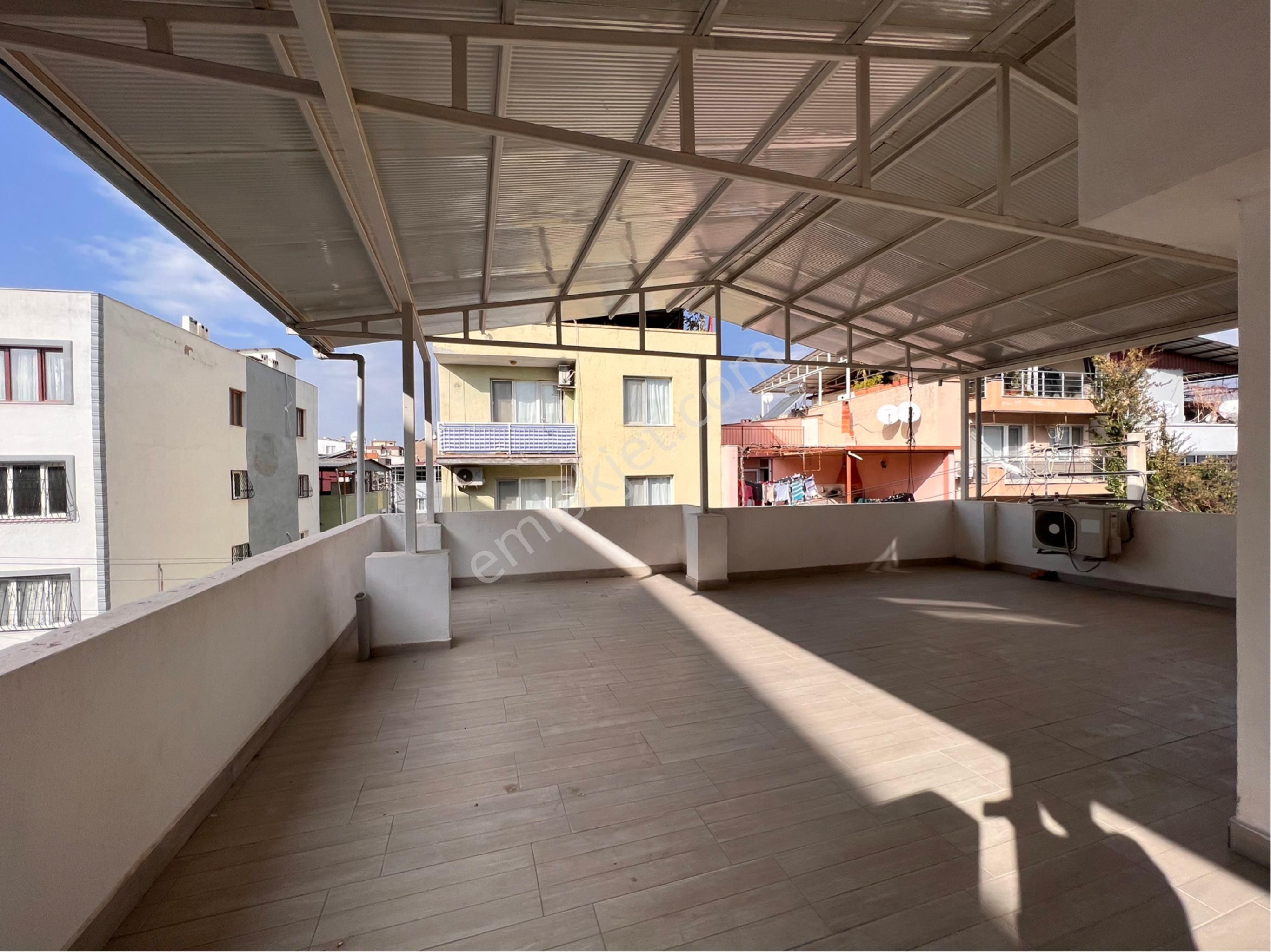 Buca Yenigün Mah'de Şehir Merkezinde Müstakil Yaşam Keyfi - Görsel 44