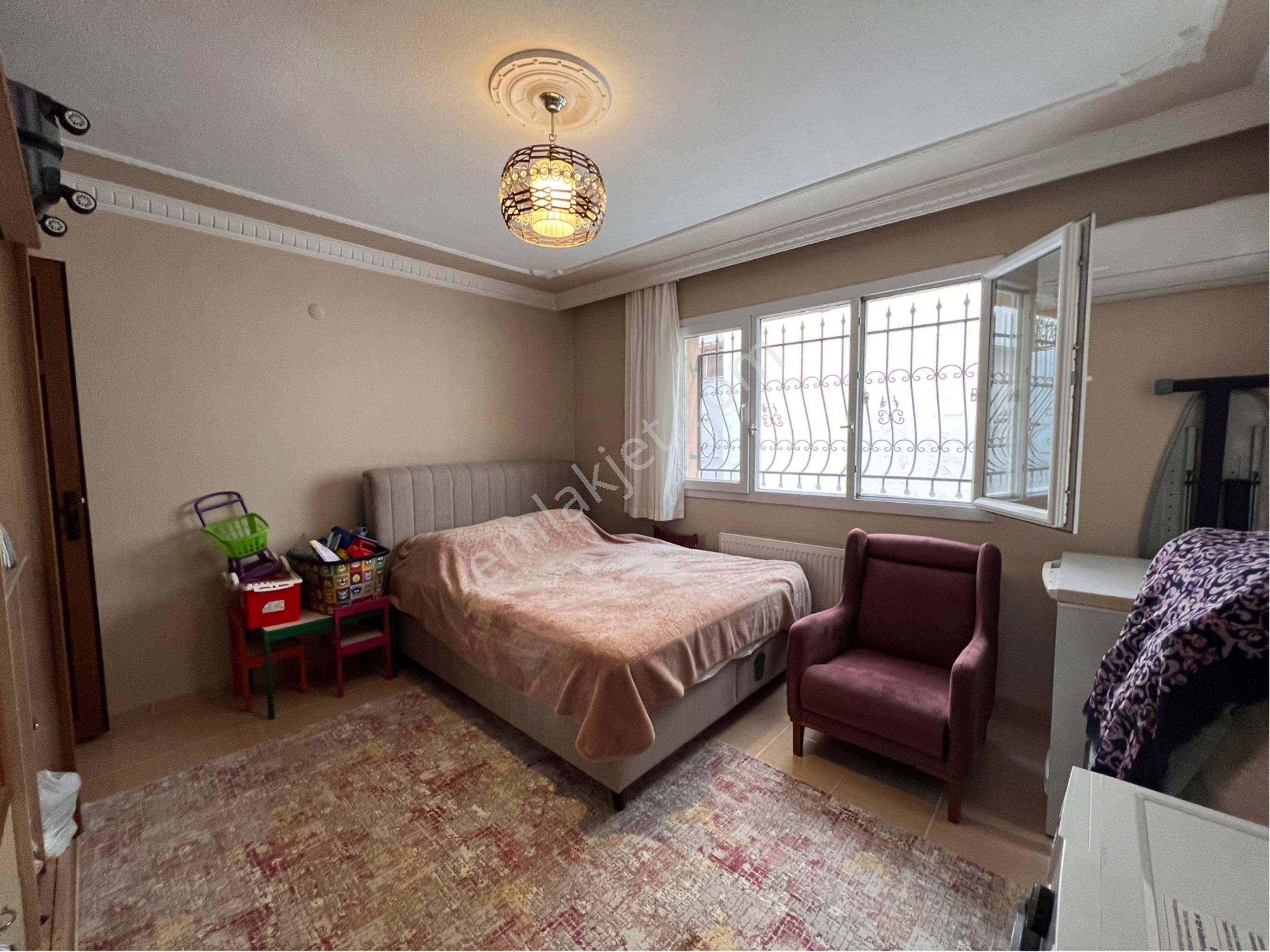 Buca Yenigün Mah'de Şehir Merkezinde Müstakil Yaşam Keyfi - Görsel 14