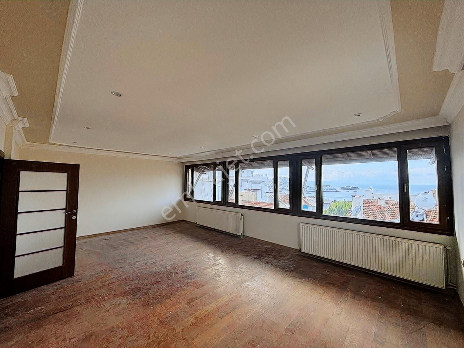 Marina Bölgesinde 6 Oda 3 Mutfaklı Müstakil Villa - Görsel 21