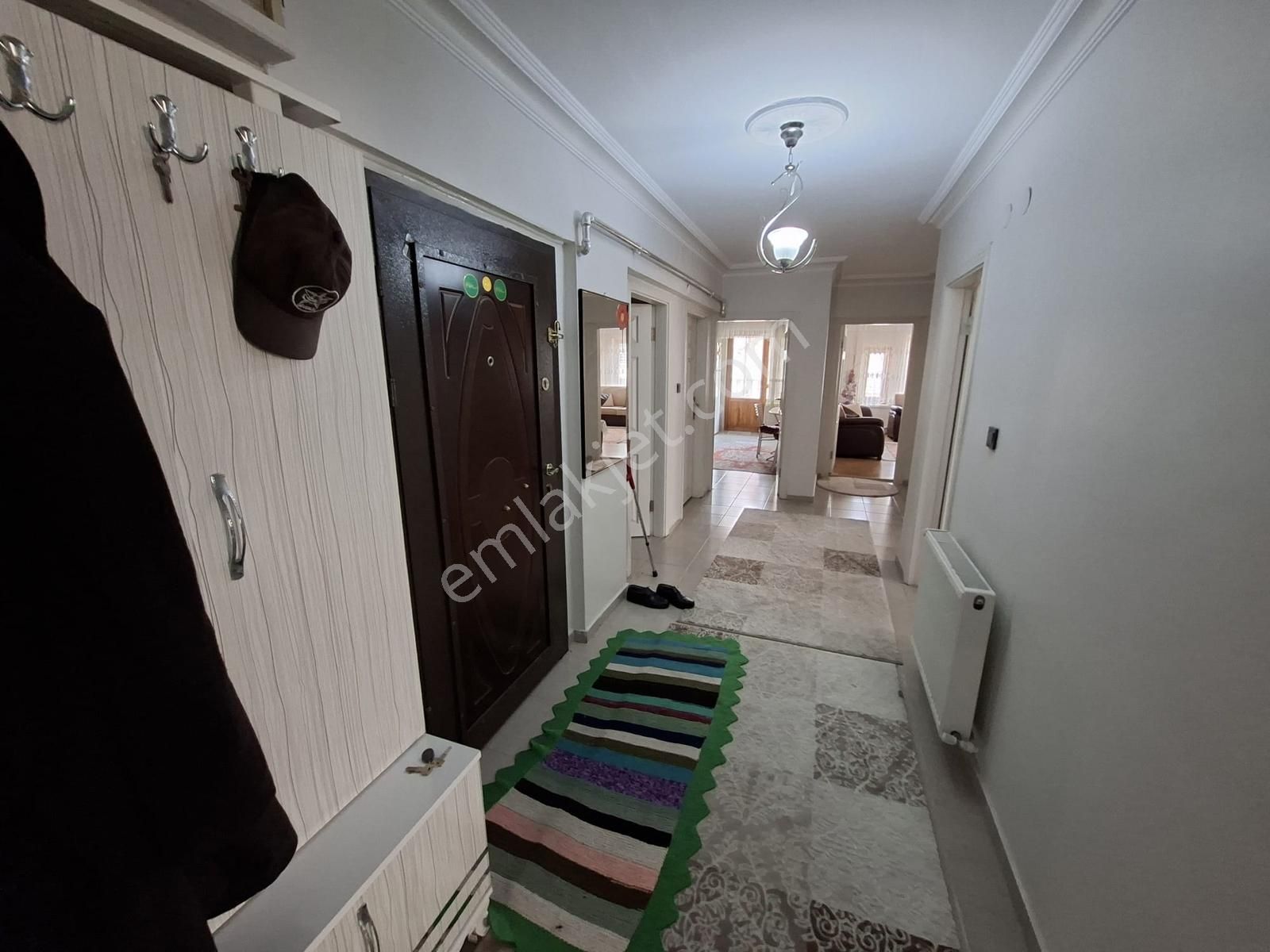 Yayla Mahallesi Merkezde, Ara Katta Geniş 3+1 Satılık Daire - Görsel 15