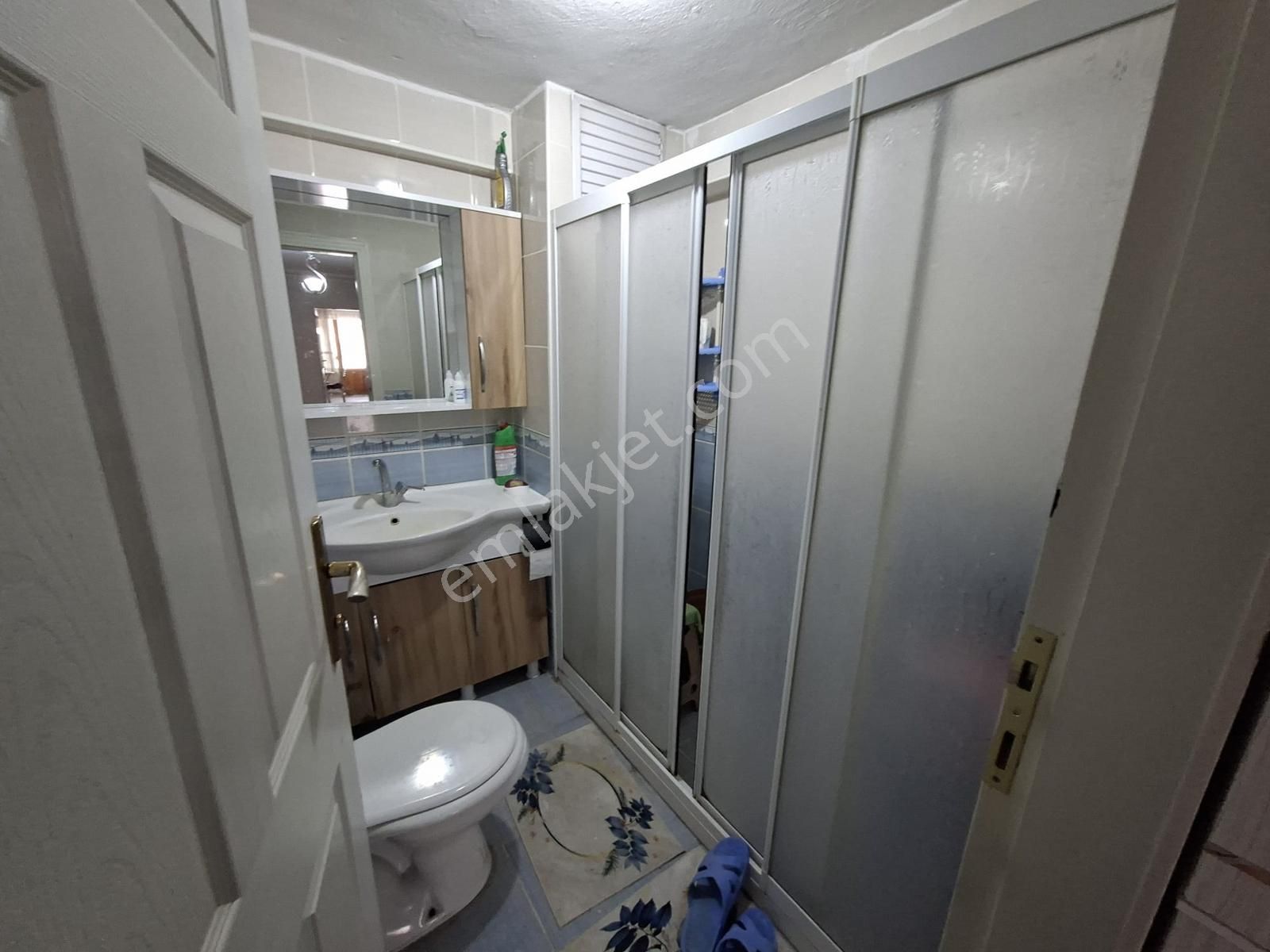 Yayla Mahallesi Merkezde, Ara Katta Geniş 3+1 Satılık Daire - Görsel 14