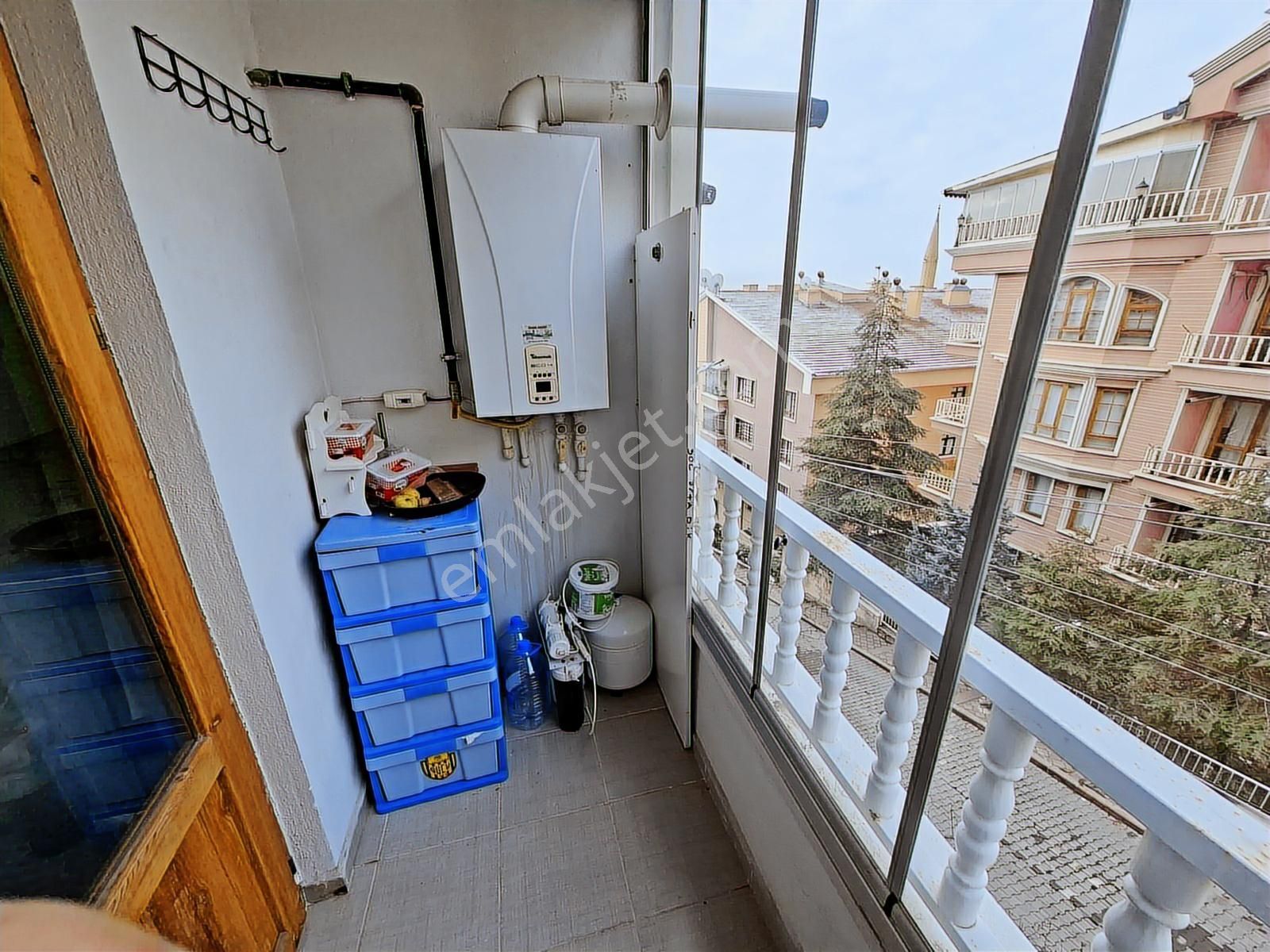 Yayla Mahallesi Merkezde, Ara Katta Geniş 3+1 Satılık Daire - Görsel 11