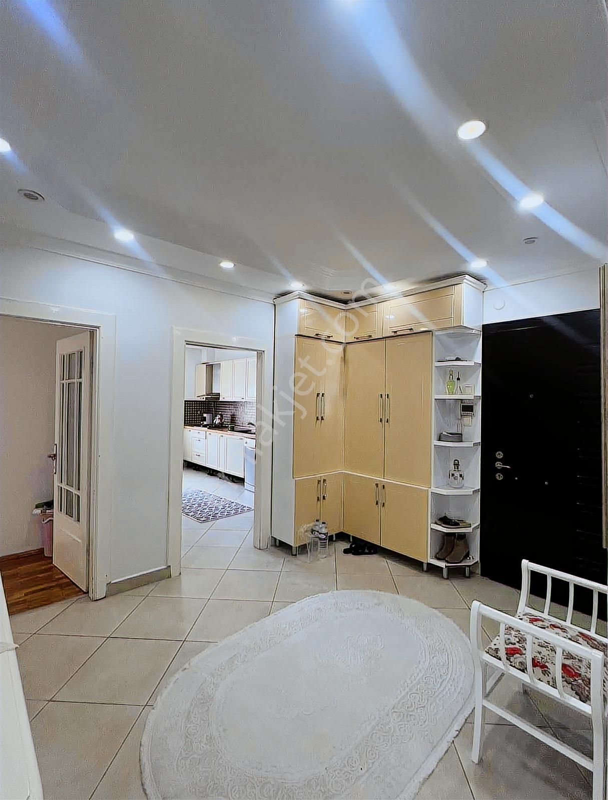 Kaptan Koru Sitesi Sahile Cephe 3+1 Havuzlu - Görsel 6