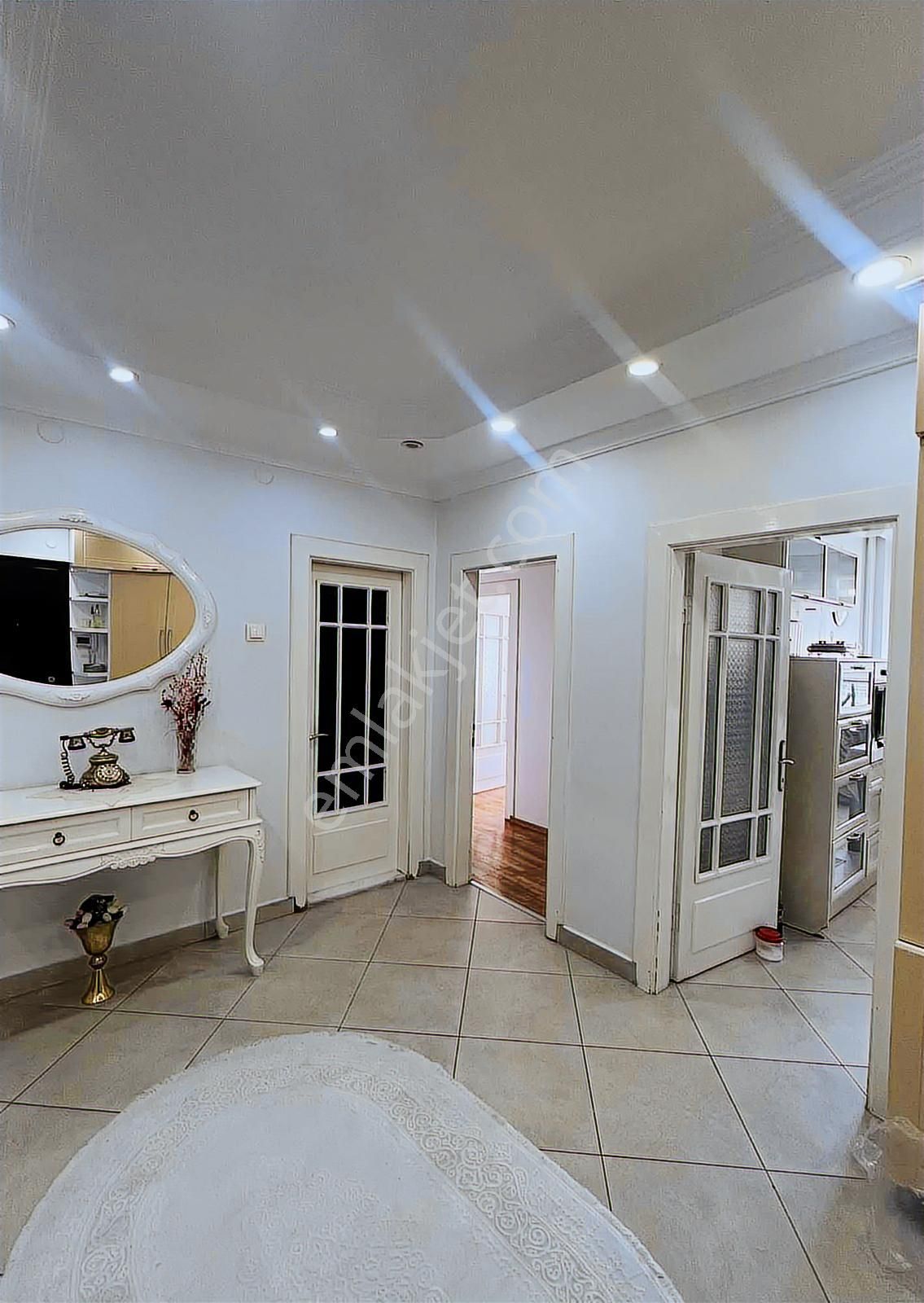 Kaptan Koru Sitesi Sahile Cephe 3+1 Havuzlu - Görsel 5