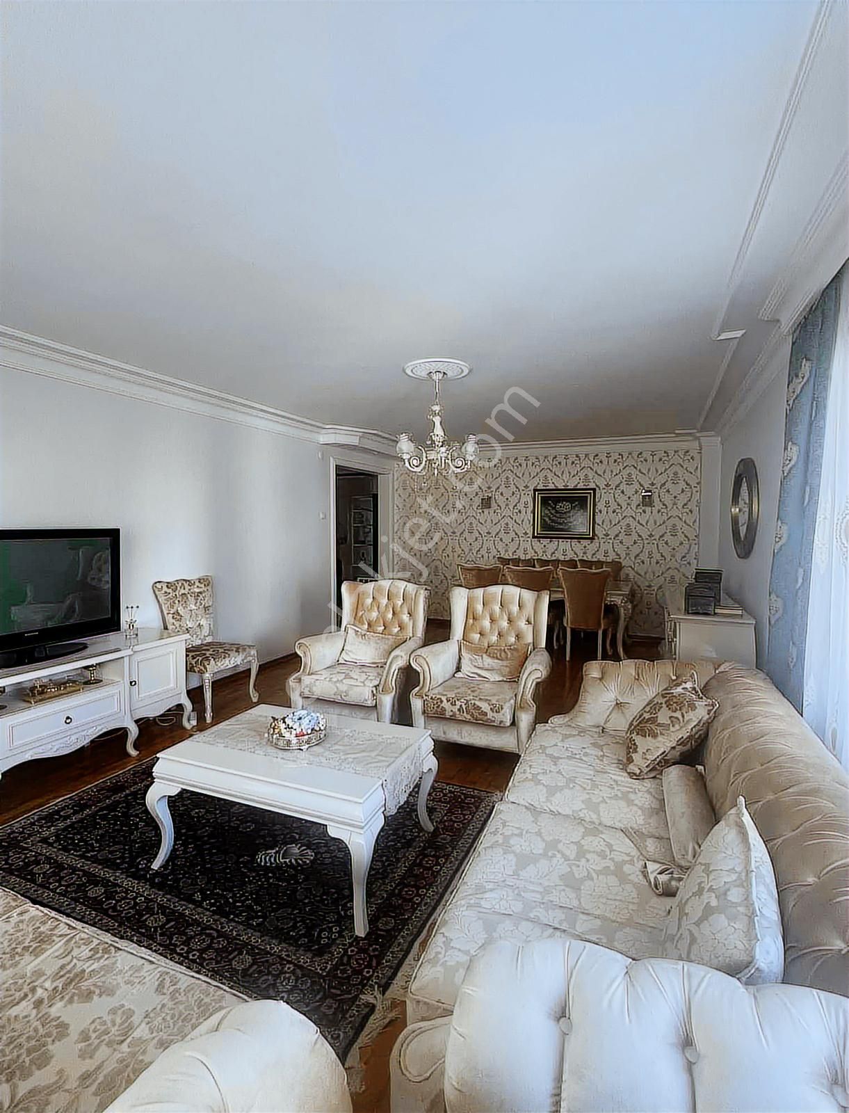 Kaptan Koru Sitesi Sahile Cephe 3+1 Havuzlu - Görsel 29