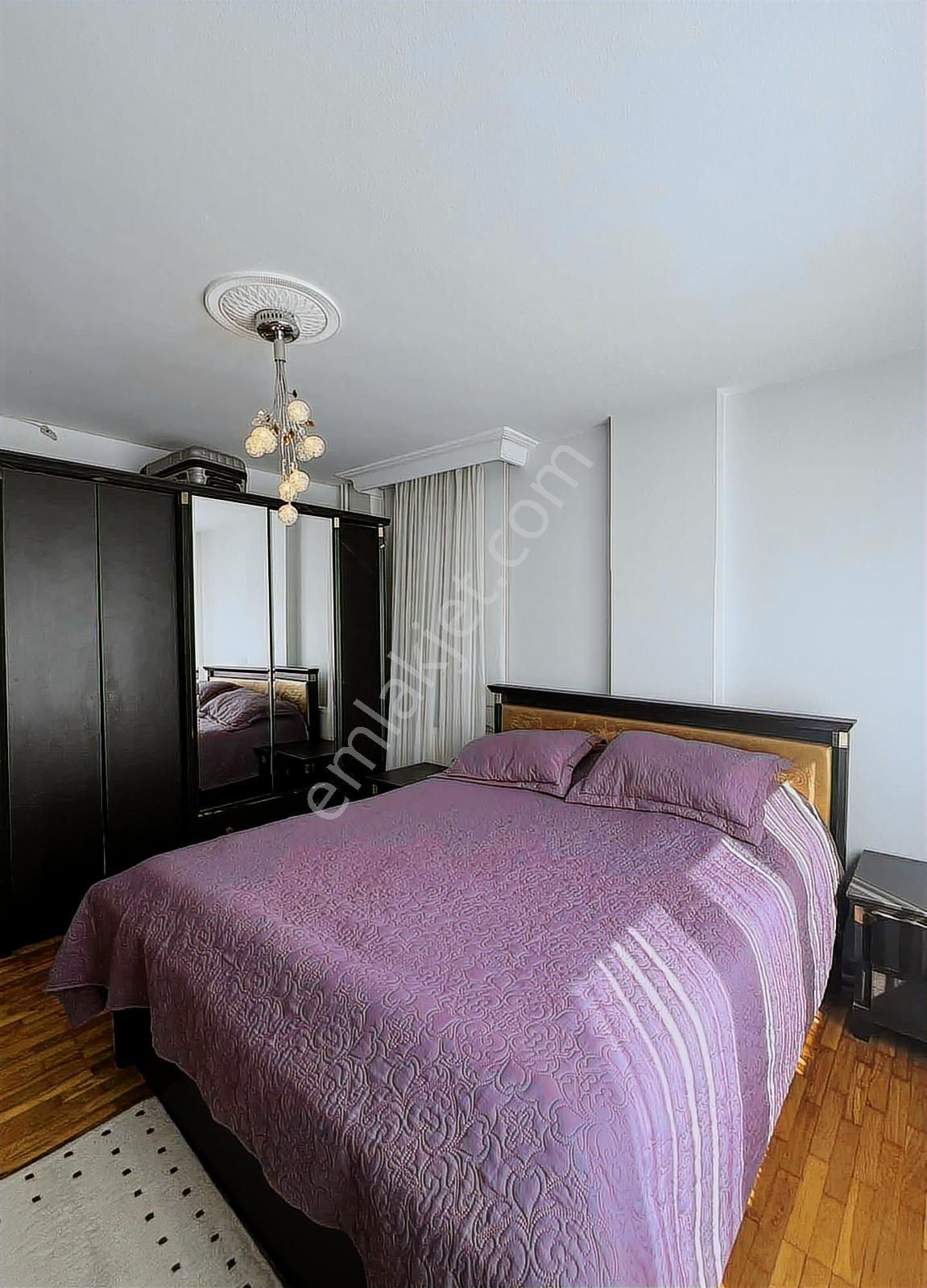 Kaptan Koru Sitesi Sahile Cephe 3+1 Havuzlu - Görsel 13