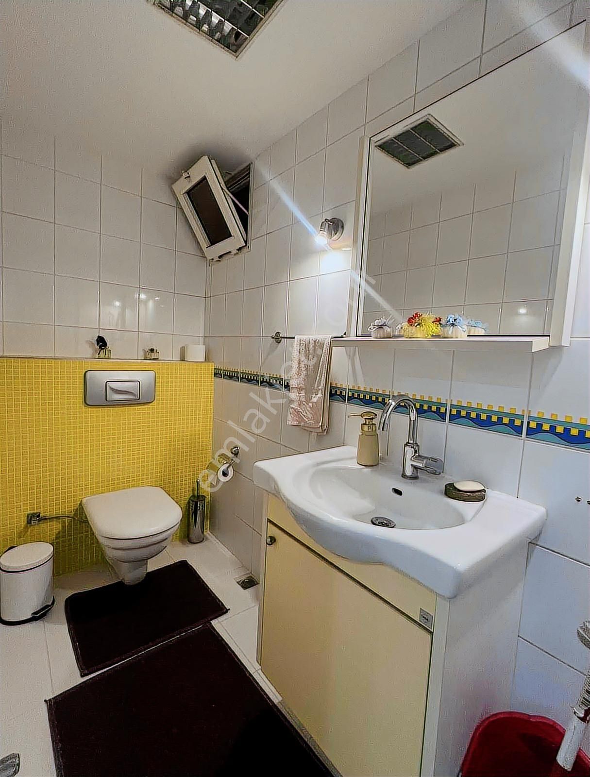 Kaptan Koru Sitesi Sahile Cephe 3+1 Havuzlu - Görsel 21