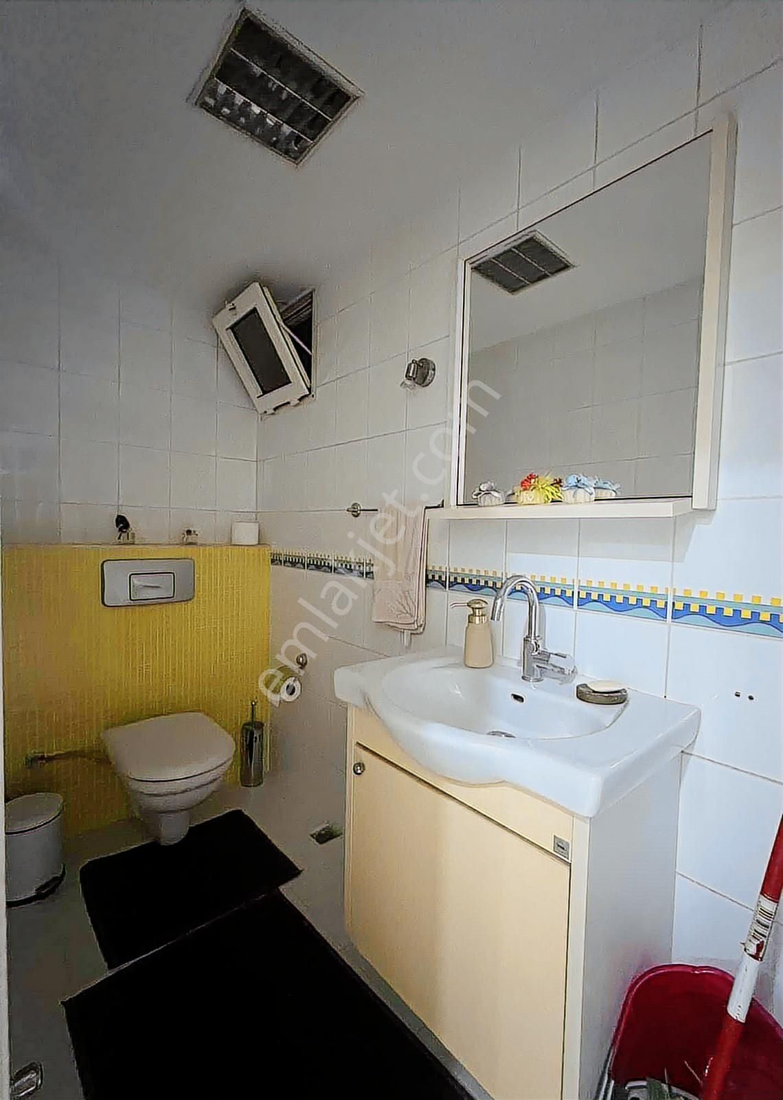 Kaptan Koru Sitesi Sahile Cephe 3+1 Havuzlu - Görsel 18