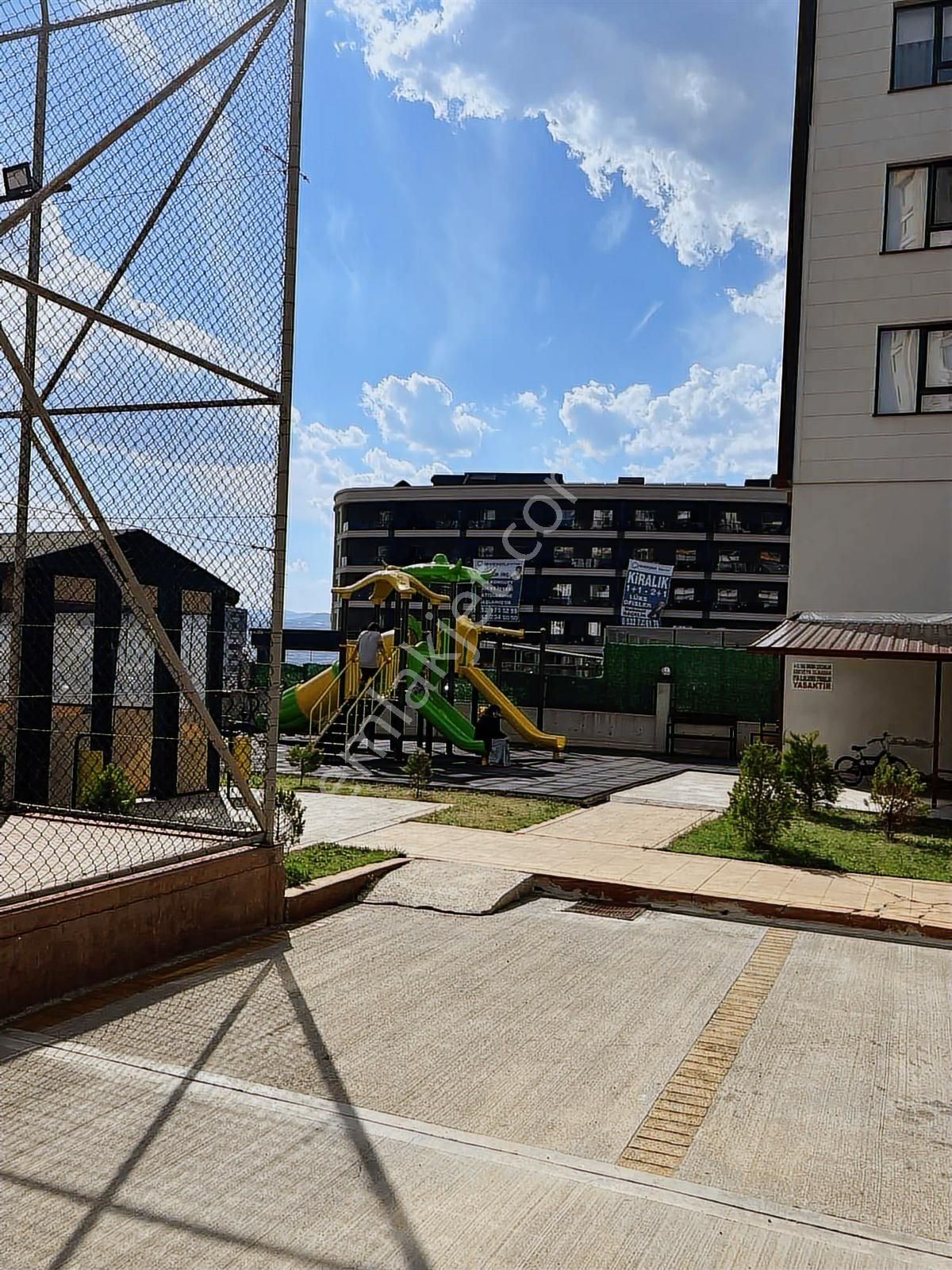 Gökdelenler Bölgesi File Marketin Üstü Geniş 3+1 Ultra Lüks - Görsel 15