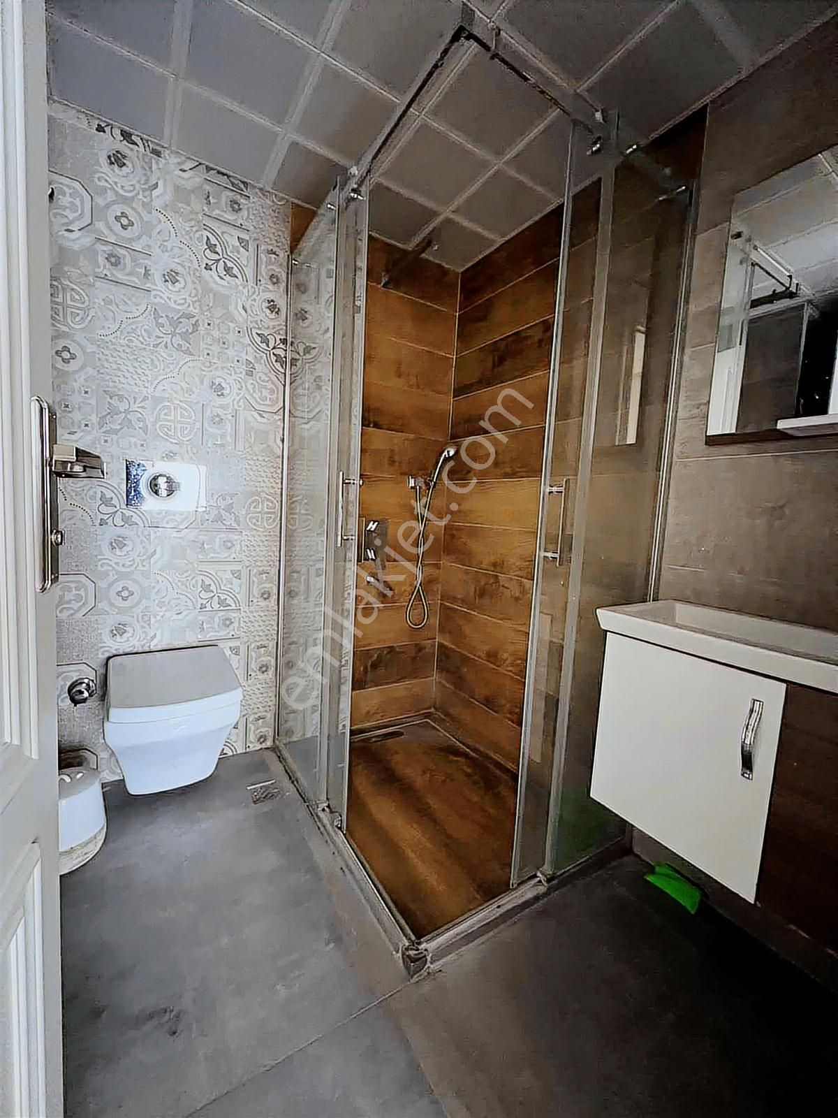 Gökdelenler Bölgesi File Marketin Üstü Geniş 3+1 Ultra Lüks - Görsel 33