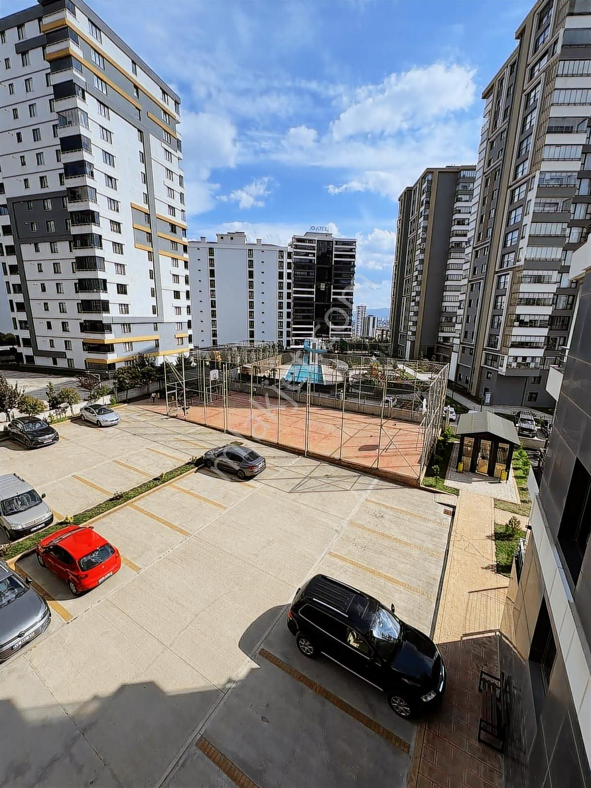 Gökdelenler Bölgesi File Marketin Üstü Geniş 3+1 Ultra Lüks - Görsel 24