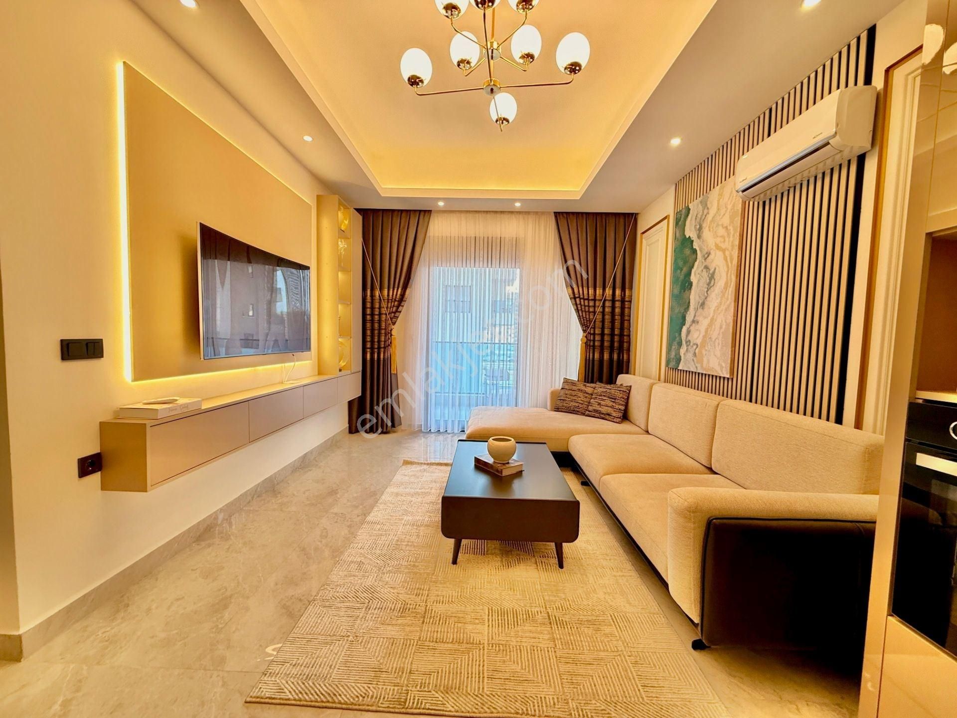 Alanya Mahmutlar’da 1+1 Ultra Lüks Full Eşyalı Daire