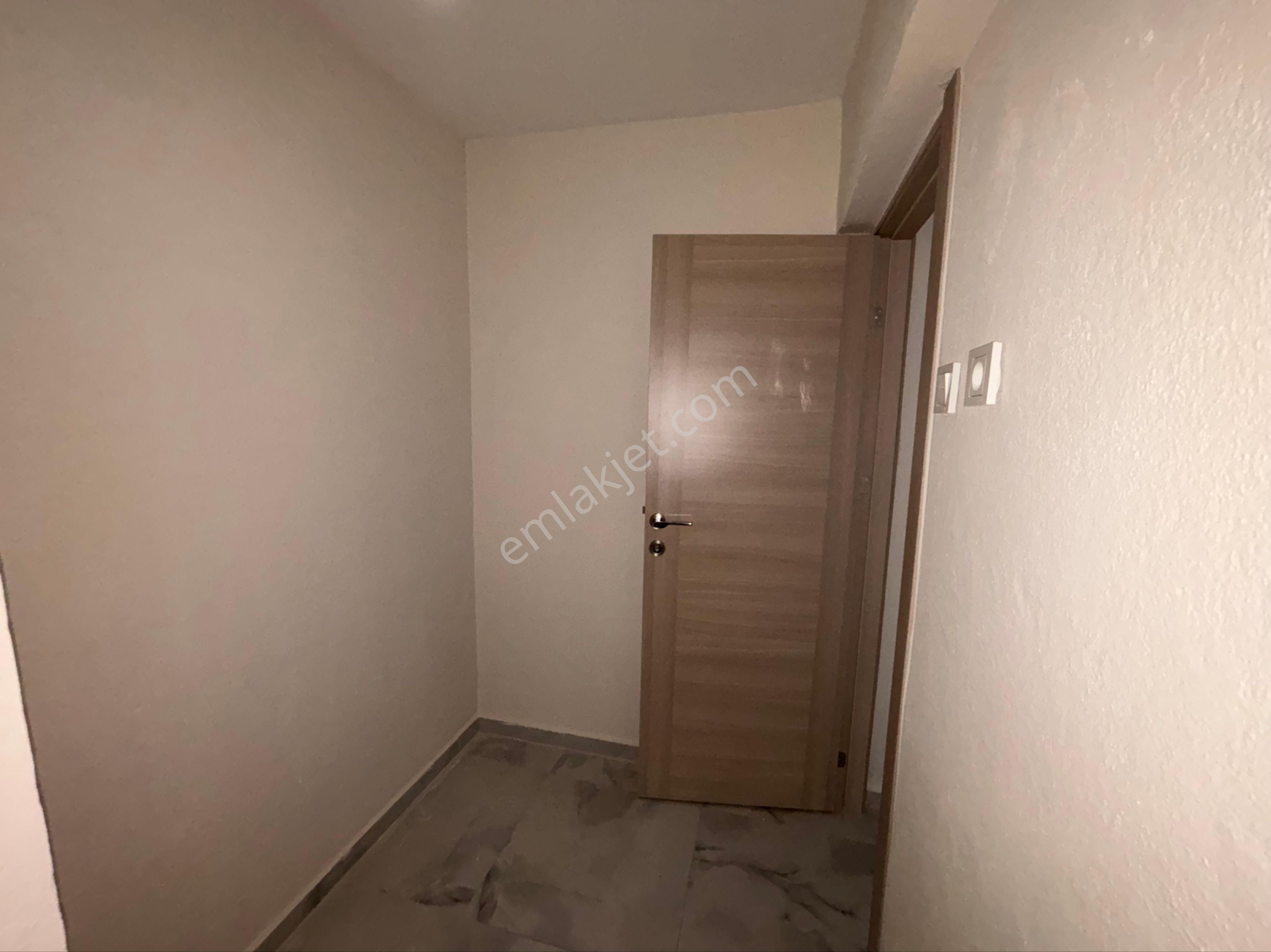 Msg'den 3+1 Geniş Ferah Tarihi Asansöre Yakın Kiralık Daire - Görsel 39