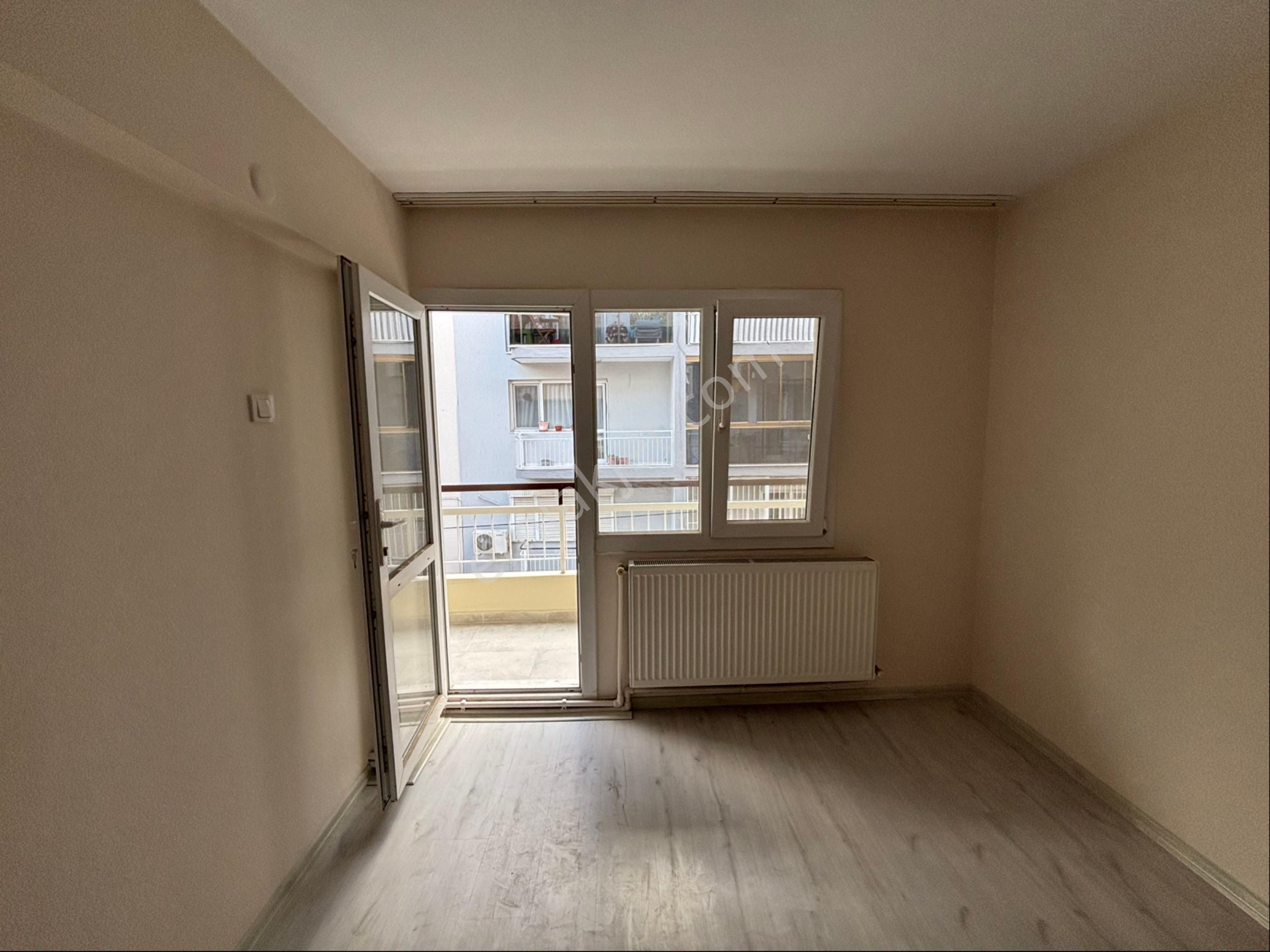 Msg'den 3+1 Geniş Ferah Tarihi Asansöre Yakın Kiralık Daire - Görsel 28
