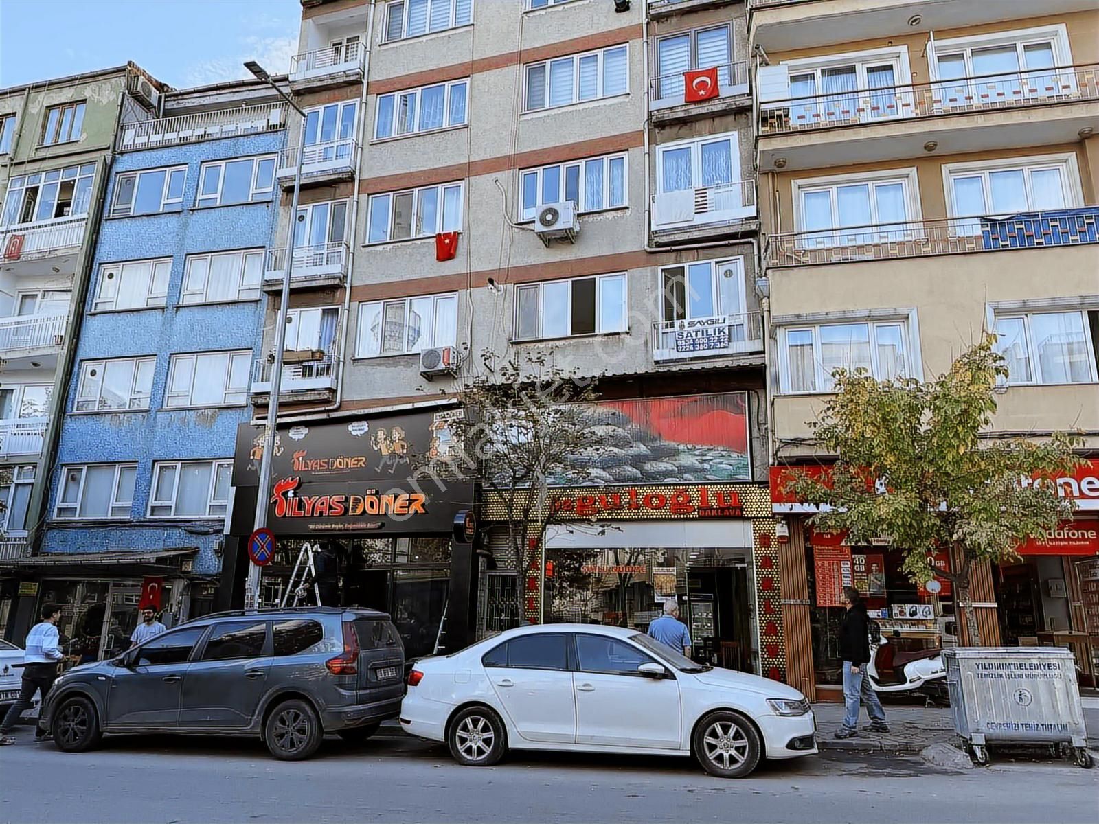 Davutdede Cadde Üzeri Satılık 2+1 Masrafsız Fırsat Daire