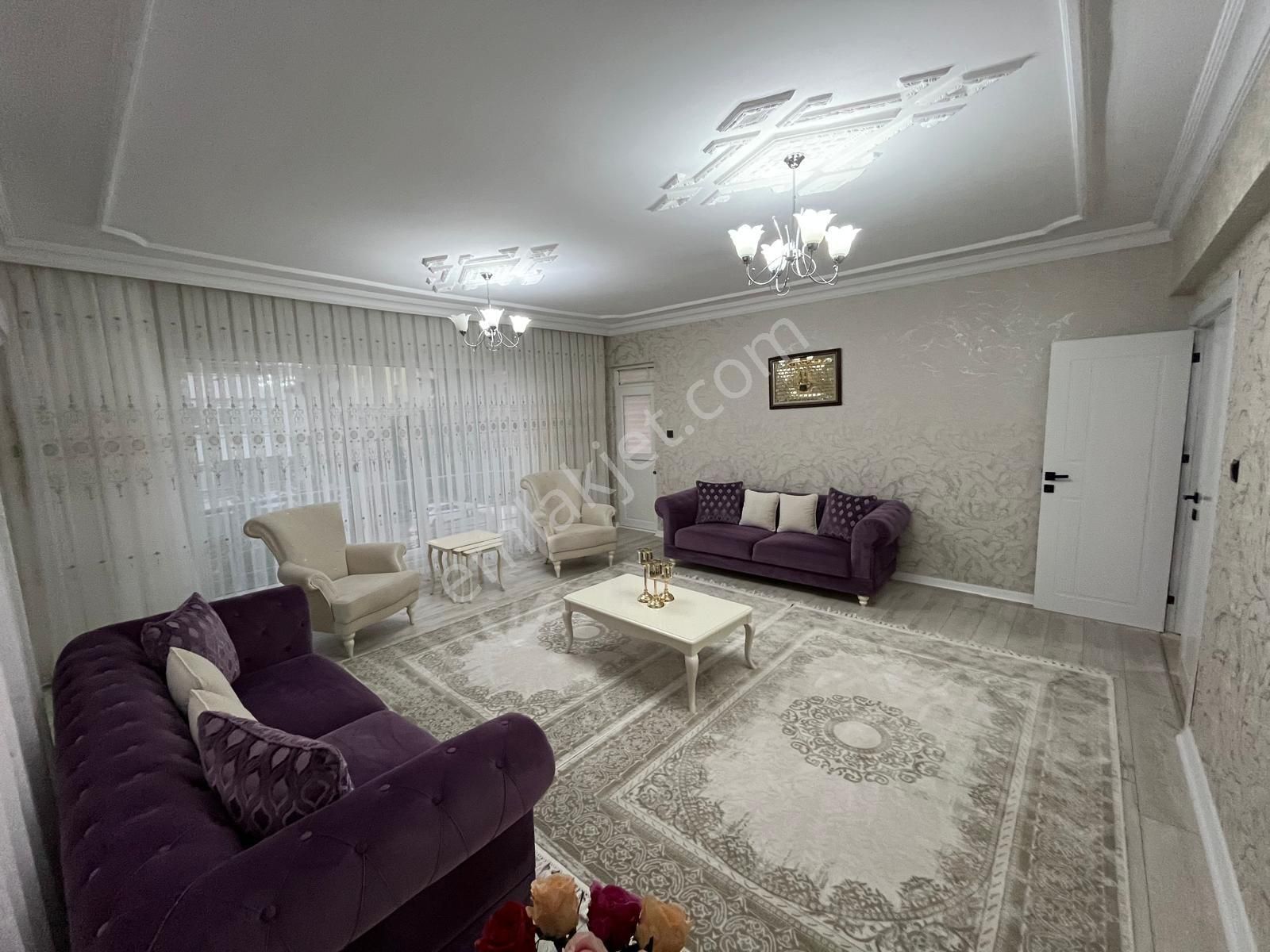 Narlıkuyu Mahallesi'nde, Osmanlı Pastanesi Hemen Arkasında Acil Satılık 3+1 Daire - Görsel 4