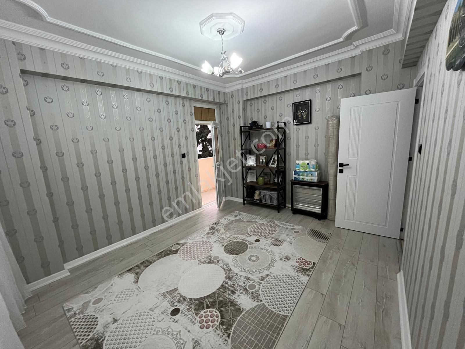 Narlıkuyu Mahallesi'nde, Osmanlı Pastanesi Hemen Arkasında Acil Satılık 3+1 Daire - Görsel 12