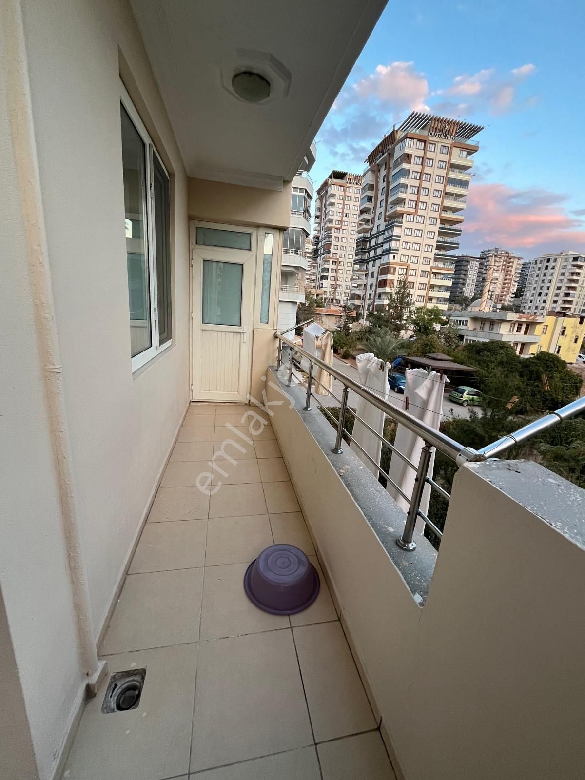 Narlıkuyu Mahallesi'nde, Osmanlı Pastanesi Hemen Arkasında Acil Satılık 3+1 Daire - Görsel 13