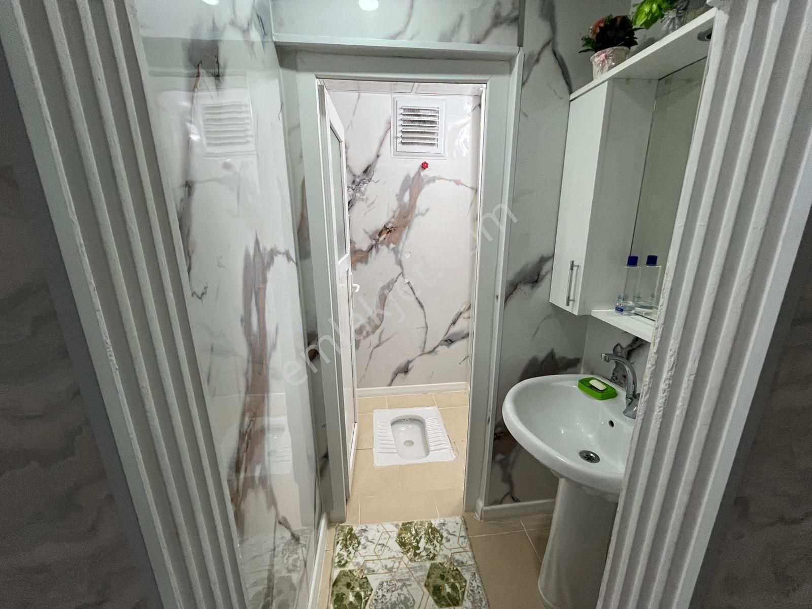 Narlıkuyu Mahallesi'nde, Osmanlı Pastanesi Hemen Arkasında Acil Satılık 3+1 Daire - Görsel 9