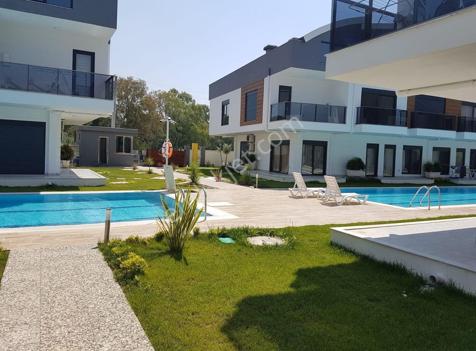 Villa Tadında 1+1 Eşyalı Havuzlu Site Sahile Havalimanına Yakın - Görsel 20