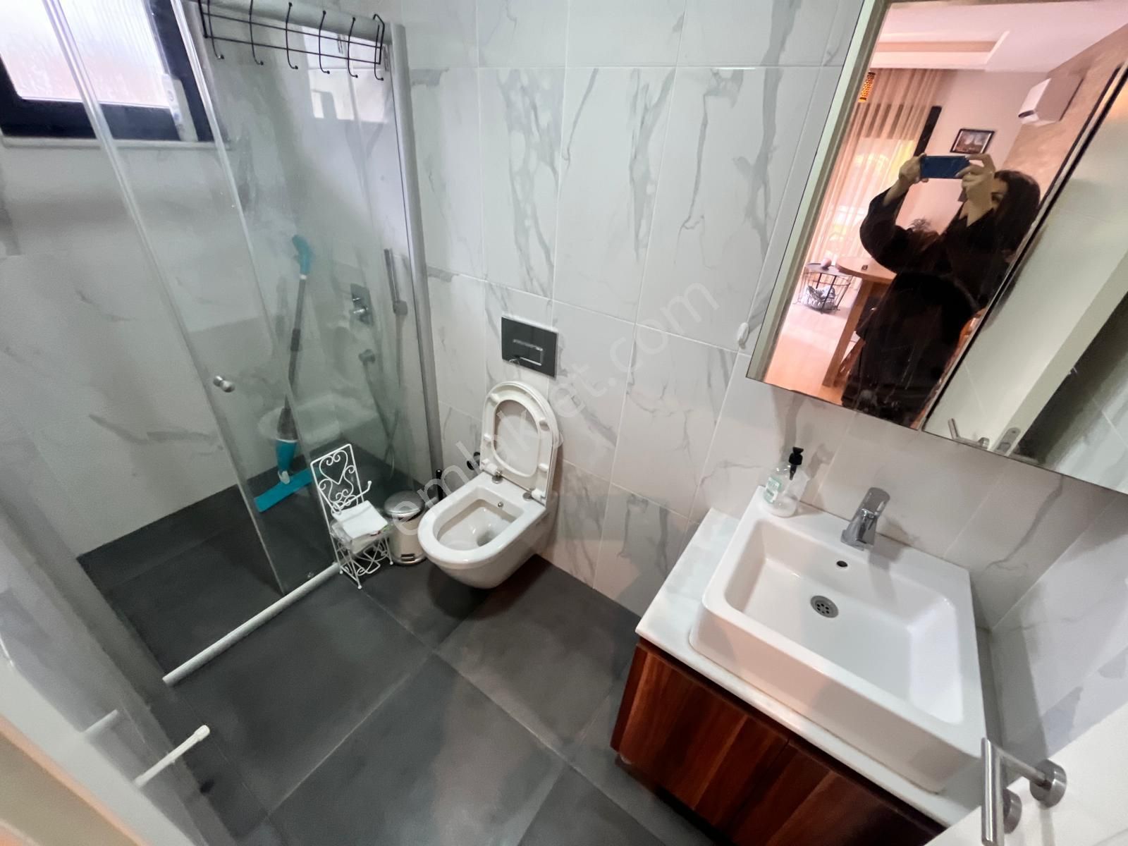 Villa Tadında 1+1 Eşyalı Havuzlu Site Sahile Havalimanına Yakın - Görsel 14