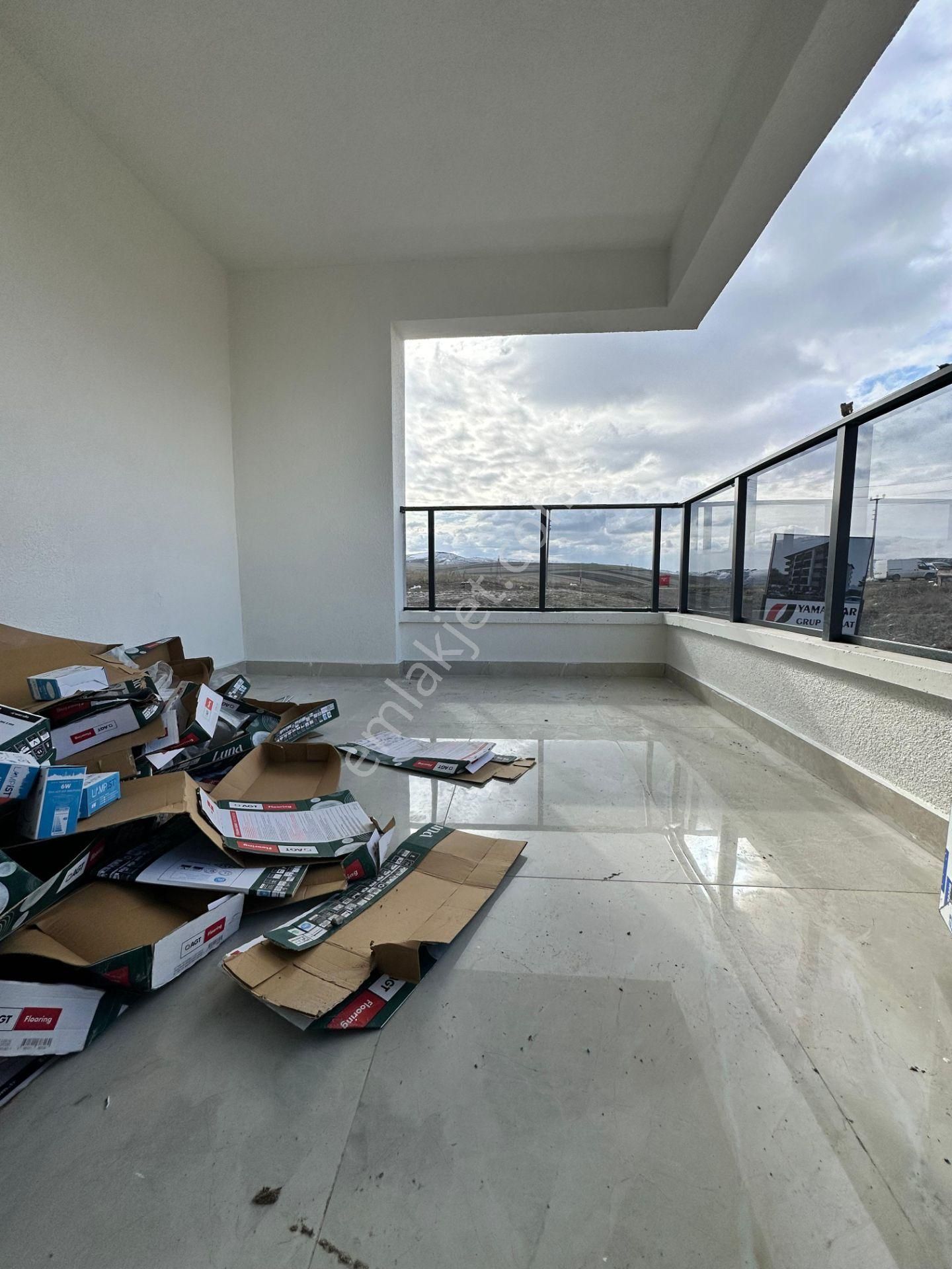 Pursaklar Mehmet Zengin Emlak'tan Asansörlü Çift Banyolu 1.kat 3+1 Sıfır Masrafsız Daire - Görsel 24