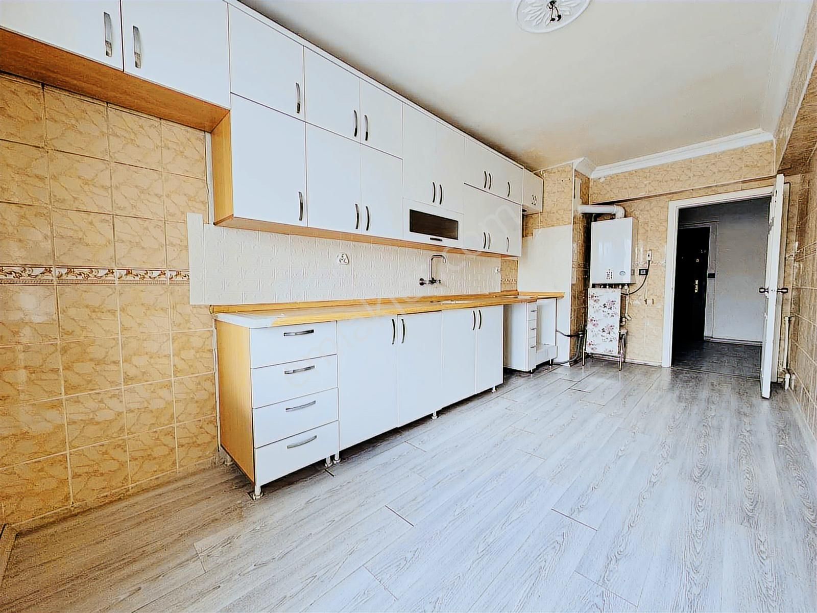 Şentürk Gayrimenkul'den**başak Mahallesi**3.kat Ön Cephe - Görsel 5