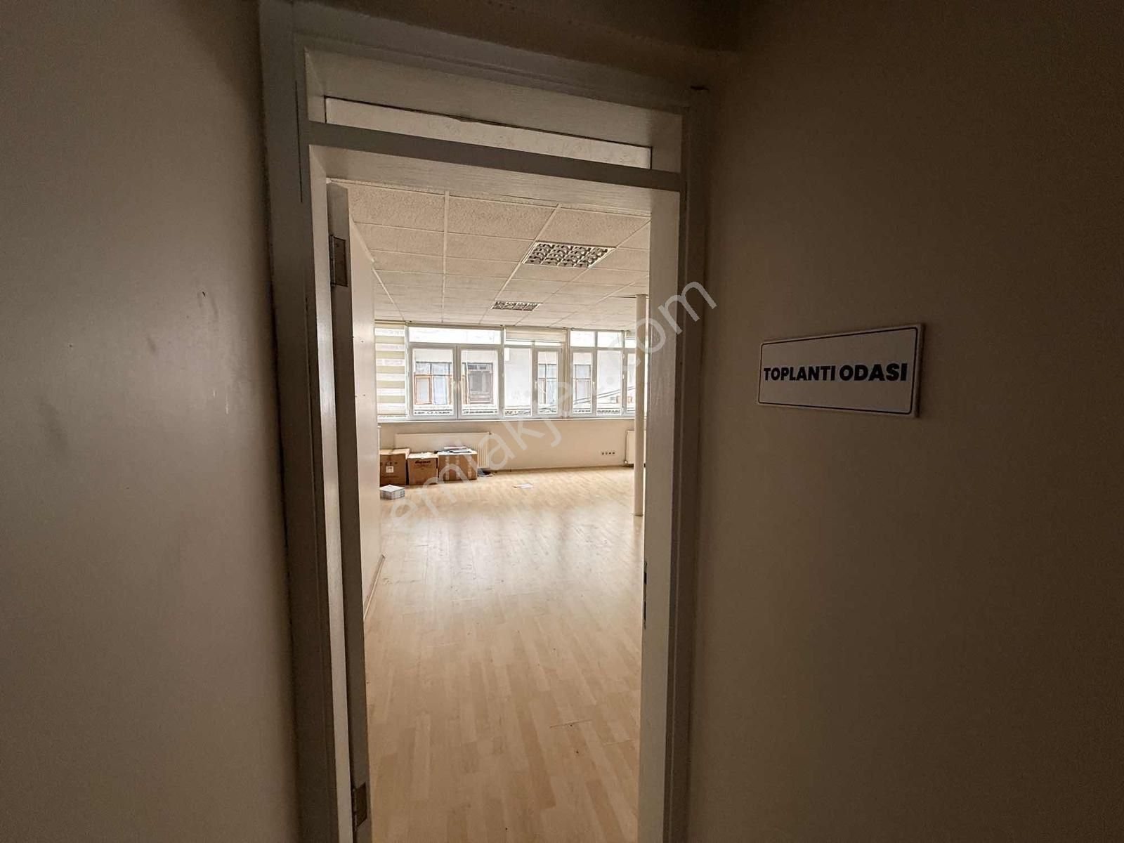 Osmangazi Gülbahçe Mahallesi'nde 3 Katlı 300m² Kiralık İş Yeri - Görsel 4