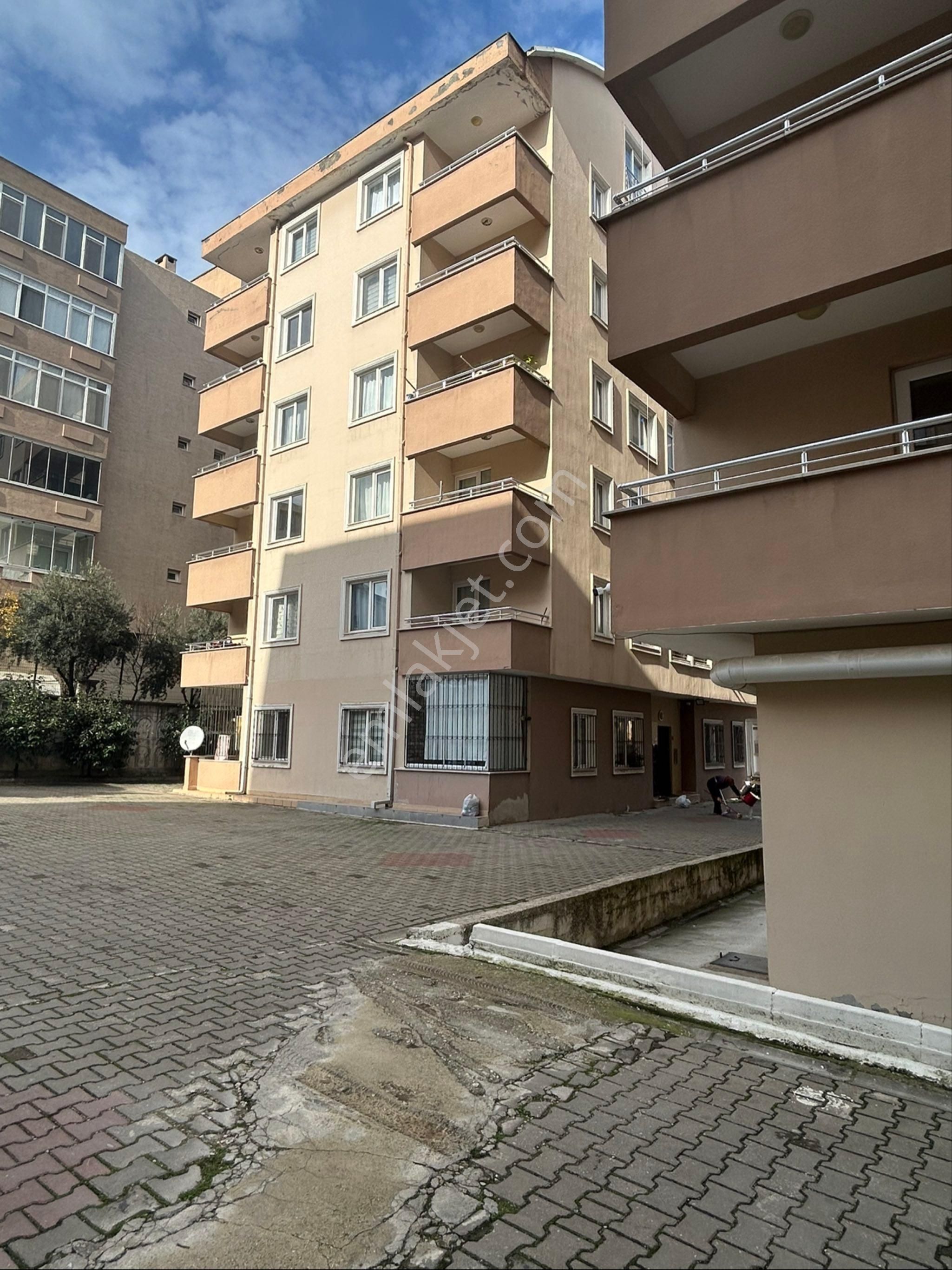 Rt Safir’den Görükle Dumlupınar’da Artı 2+1 Kiralık Daire