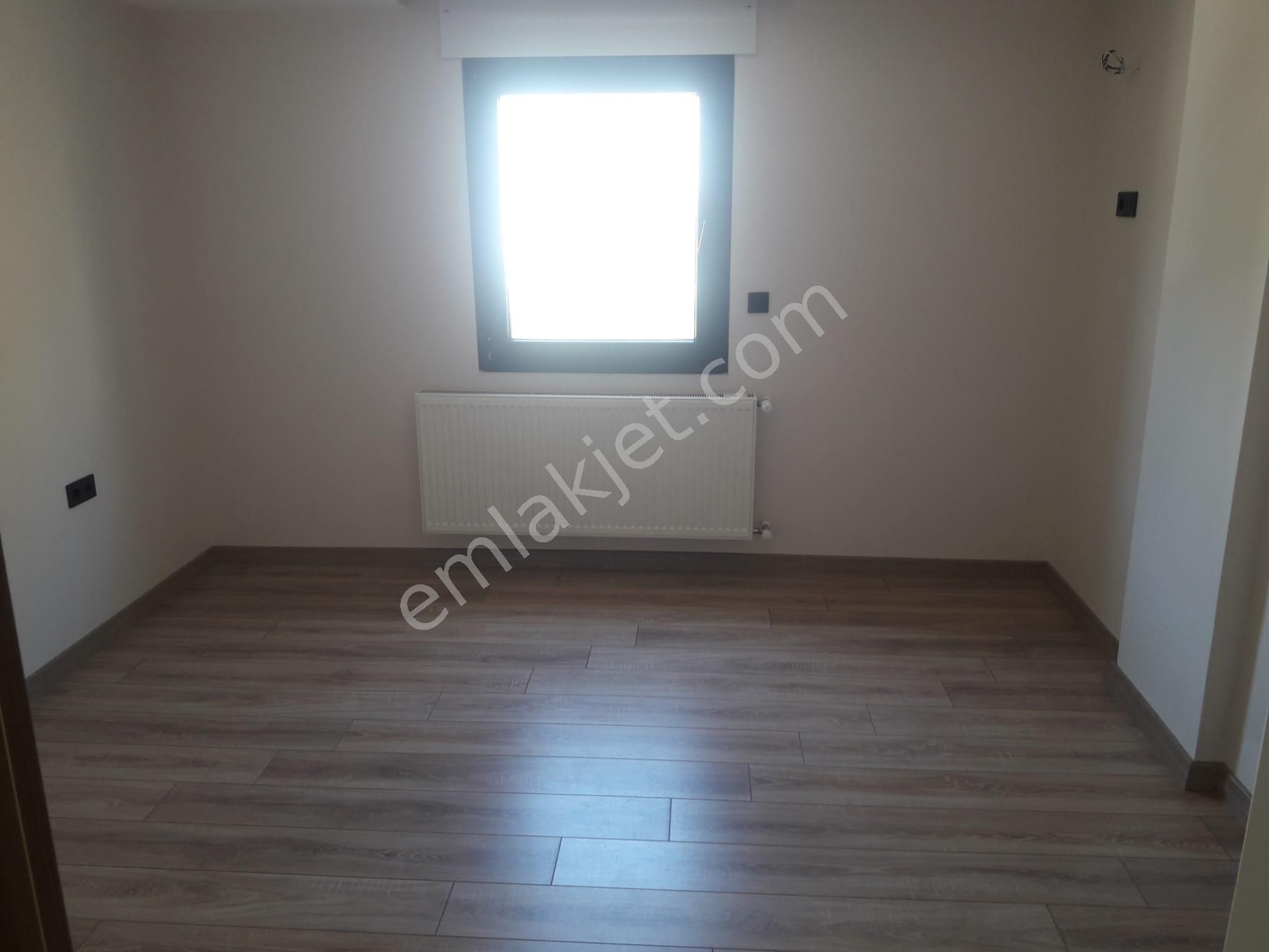 Denize 800 Metre Doğalgazlı Sıfır Villa - Görsel 18