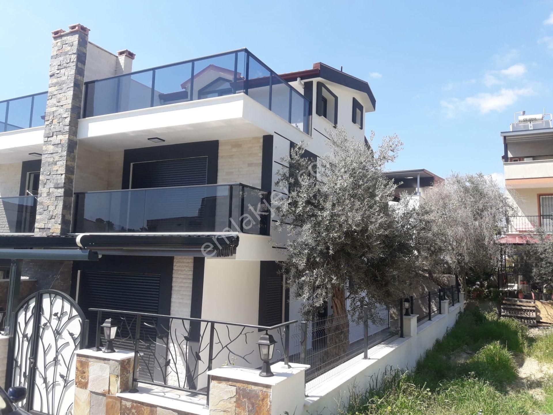 Denize 800 Metre Doğalgazlı Sıfır Villa - Görsel 2