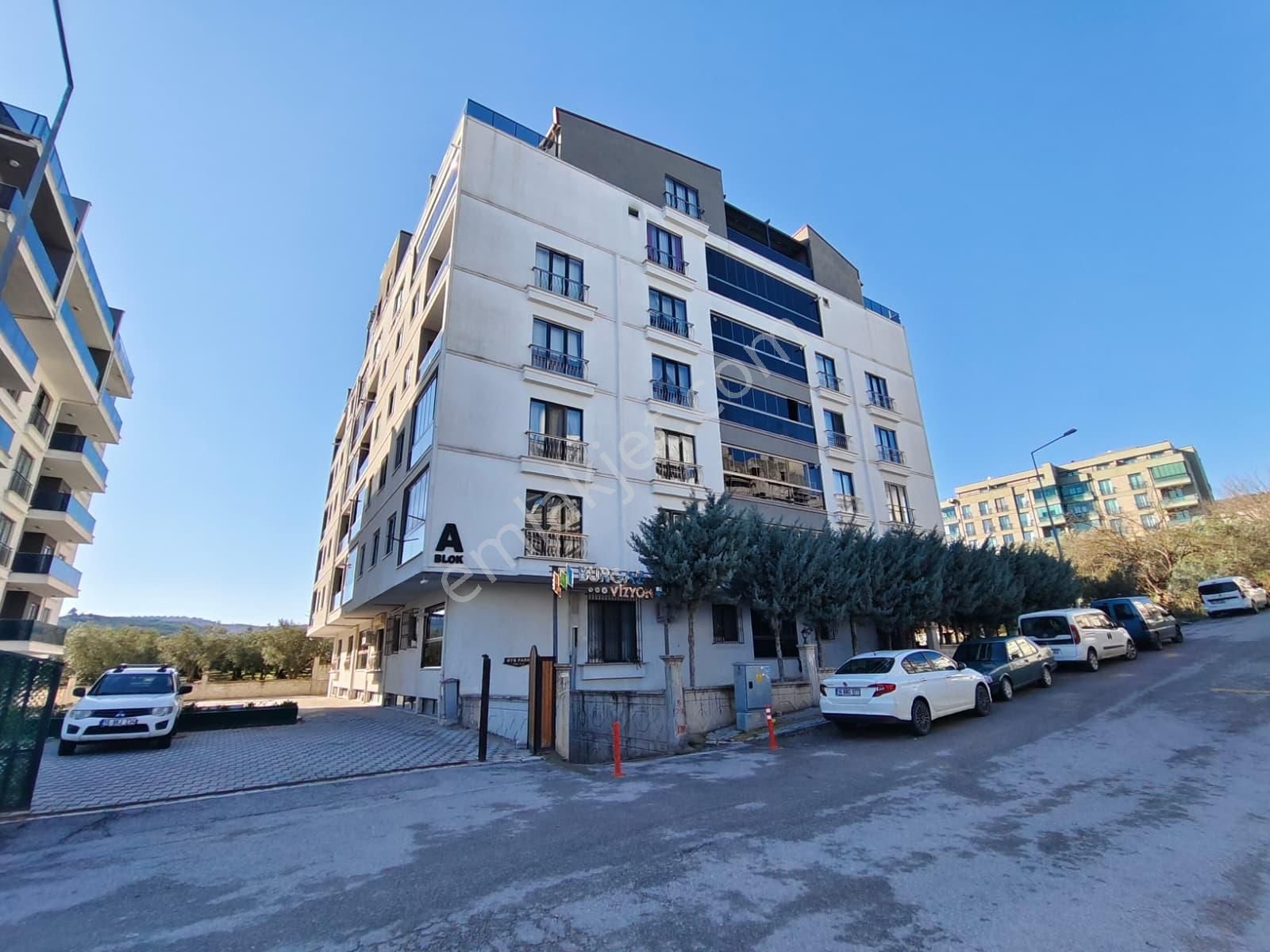 Güzelyalı Siteler Mah Satılık 3+1 Havuzlu Yeni Daire - Görsel 2