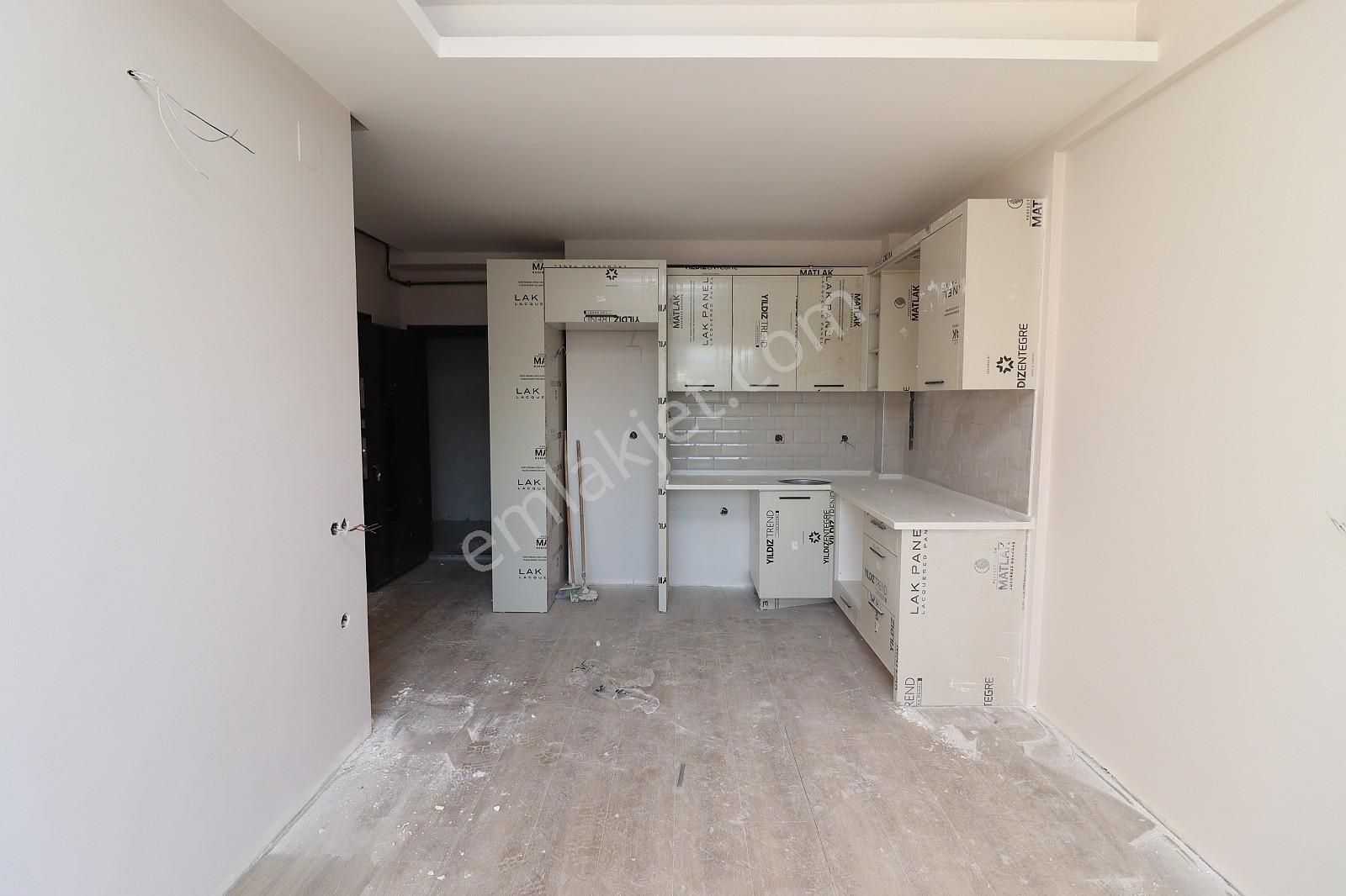 Mersin'de Plaja Yürüme Mesafesinde Satılık Yeni Daire | Tekce - Görsel 10