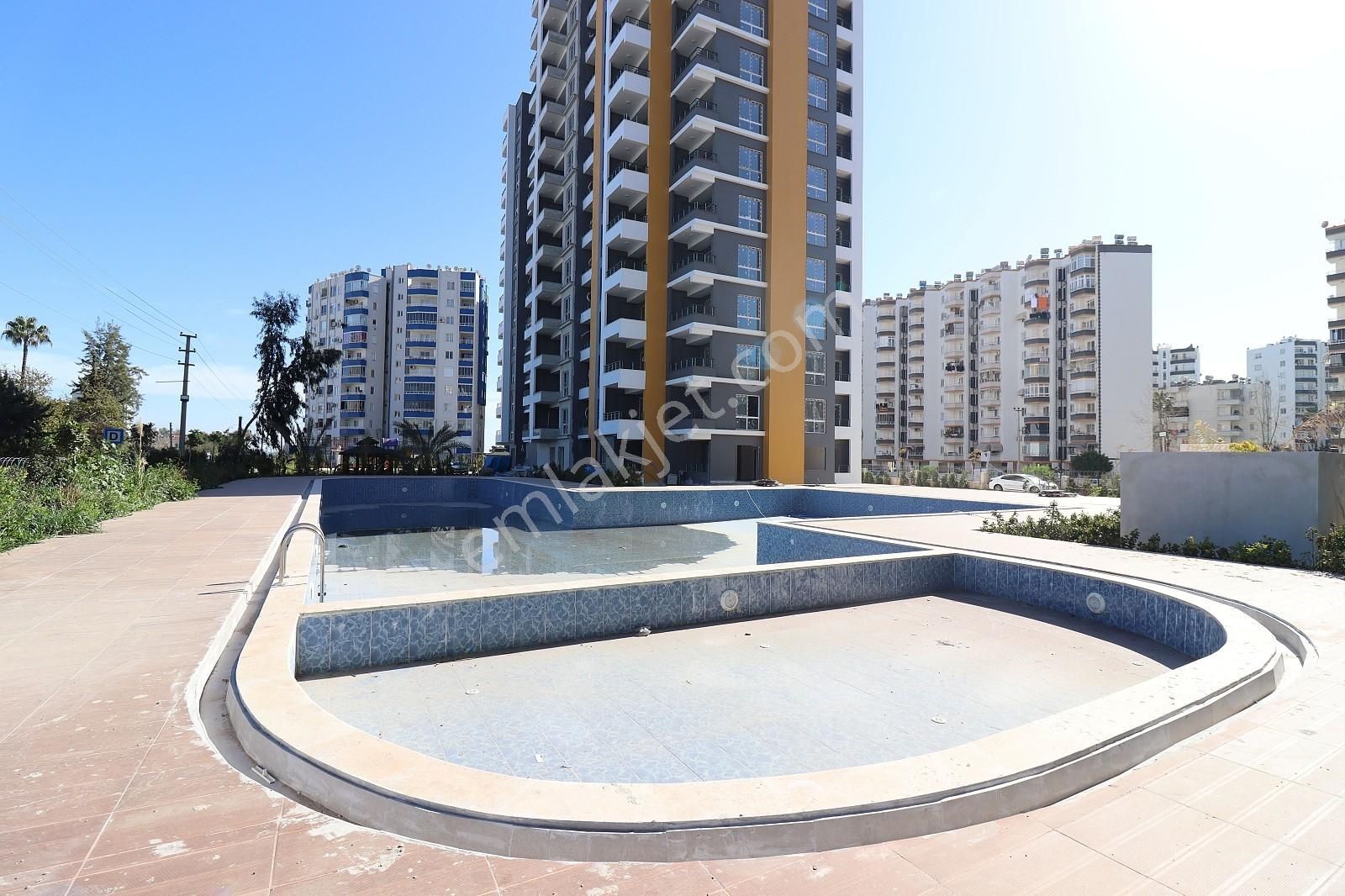 Mersin'de Plaja Yürüme Mesafesinde Satılık Yeni Daire | Tekce - Görsel 13