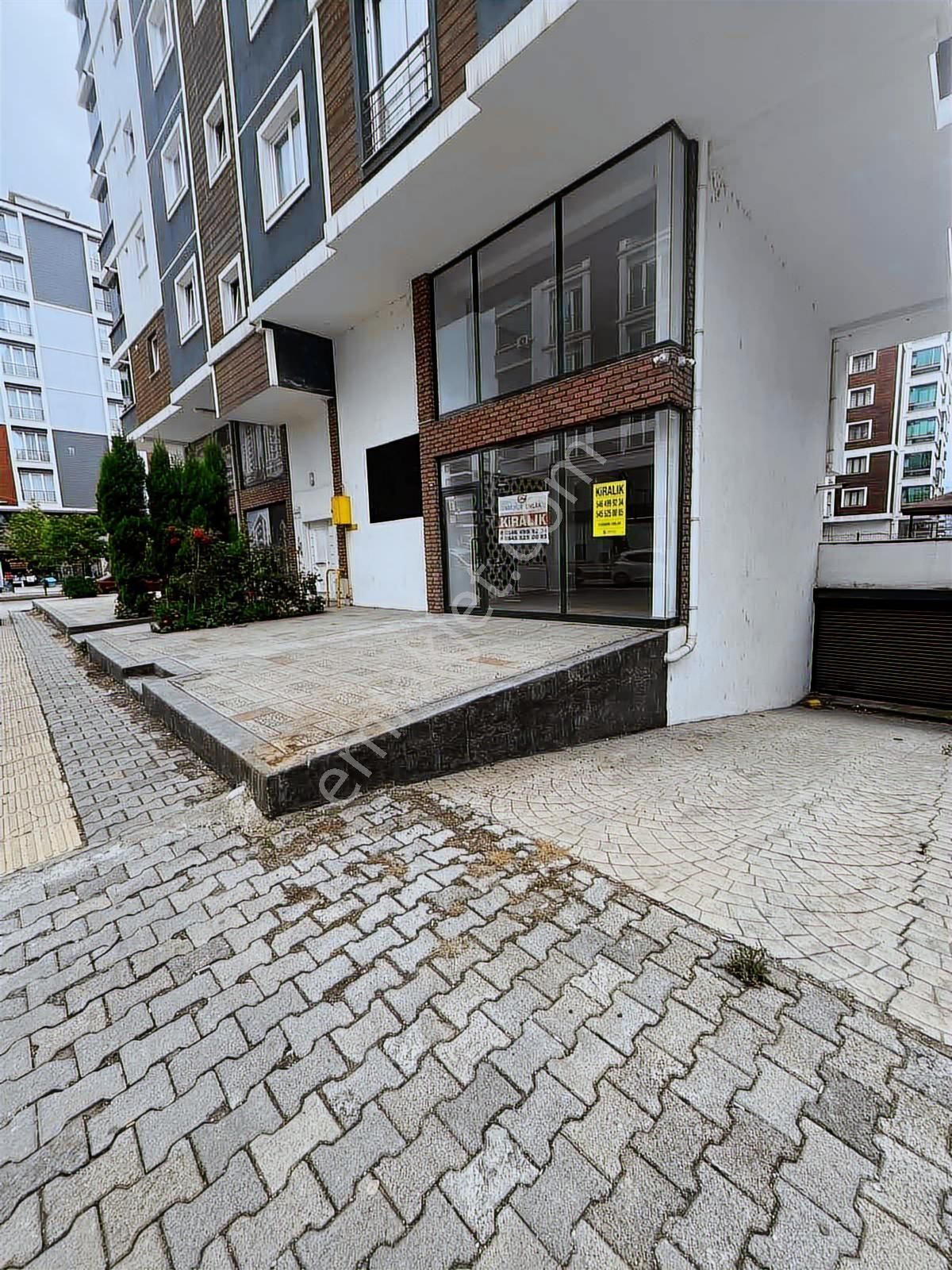 Yağmur Emlak'tan Süper Konum Kiralık Asma Katlı Dükkan - Görsel 5