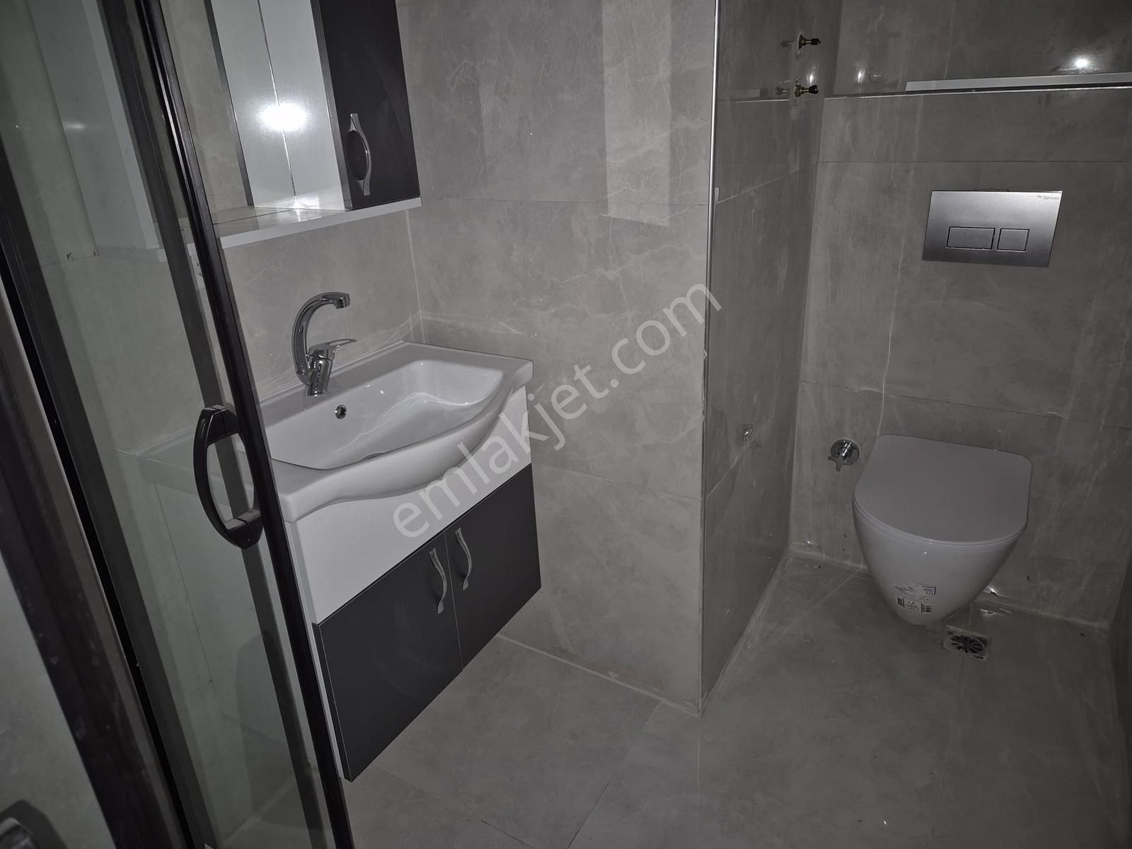 Antalya B.belediyesi Yanı*doğalgazlı*iskanlı*asansörlü*1+1 Daire - Görsel 15