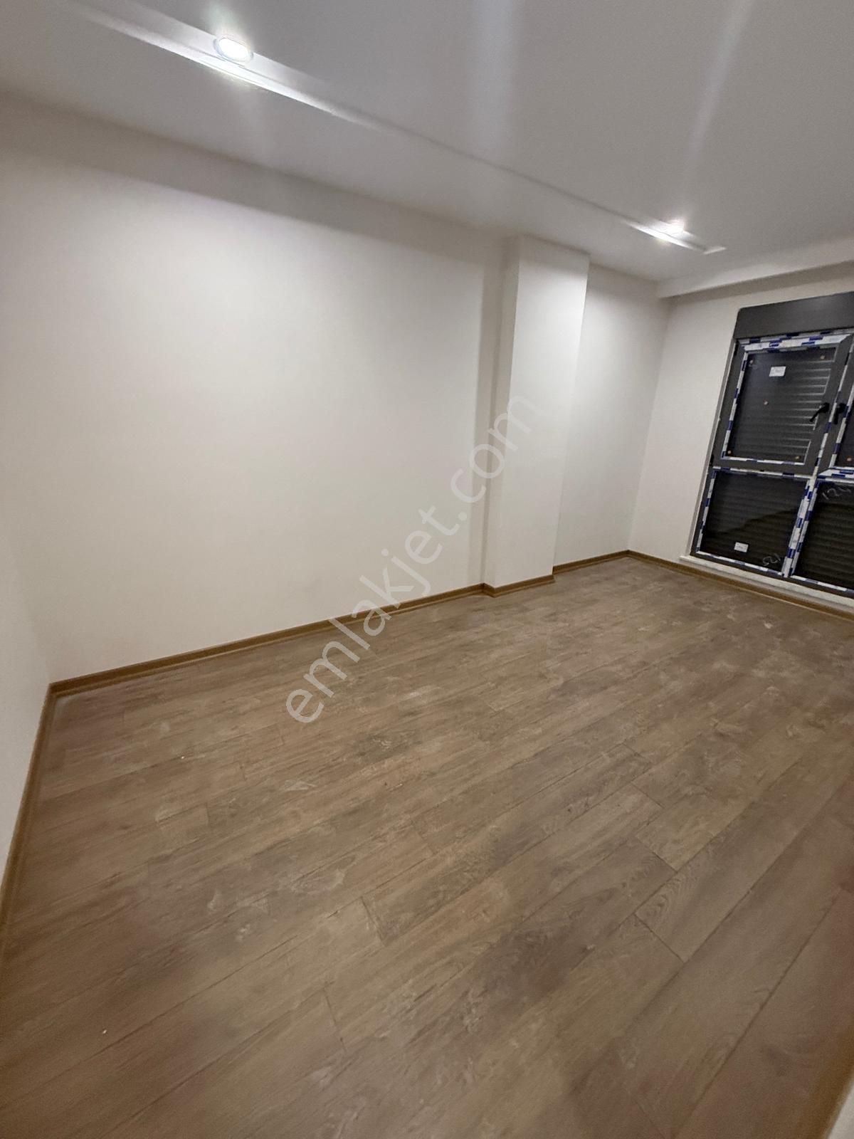 V.aktoprakta Sıfır Yerden Isıtmalı Tramvay Cadde Yakını 2+1 Daireler - Görsel 18