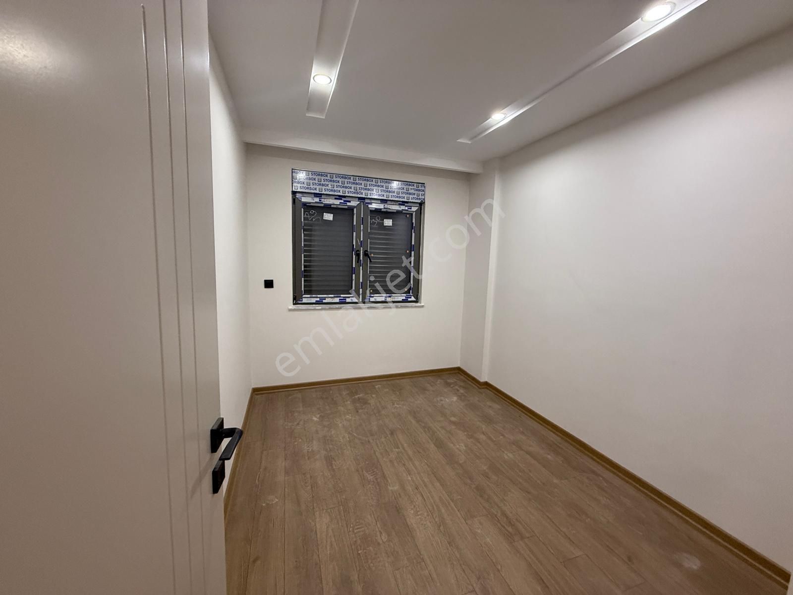 V.aktoprakta Sıfır Yerden Isıtmalı Tramvay Cadde Yakını 2+1 Daireler - Görsel 8