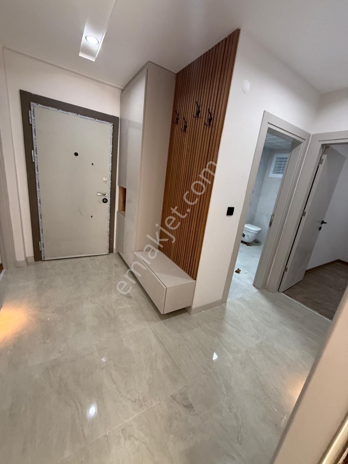 V.aktoprakta Sıfır Yerden Isıtmalı Tramvay Cadde Yakını 2+1 Daireler - Görsel 22