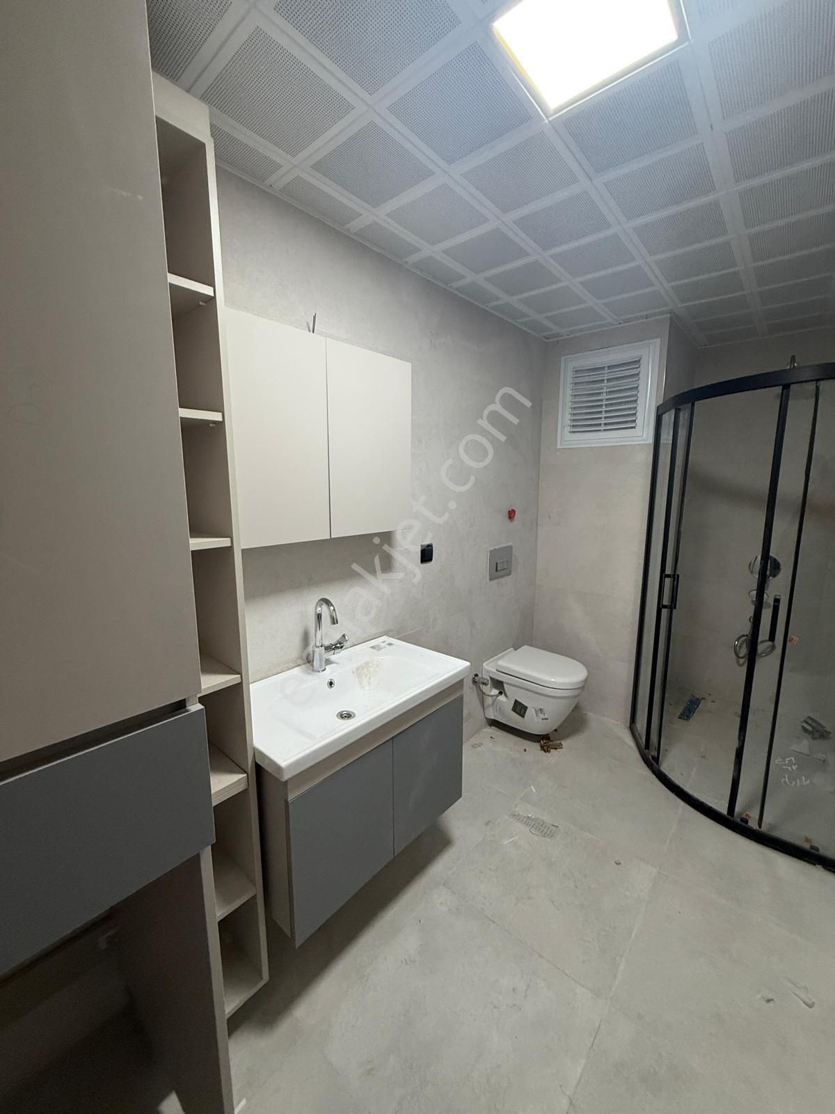 V.aktoprakta Sıfır Yerden Isıtmalı Tramvay Cadde Yakını 2+1 Daireler - Görsel 23