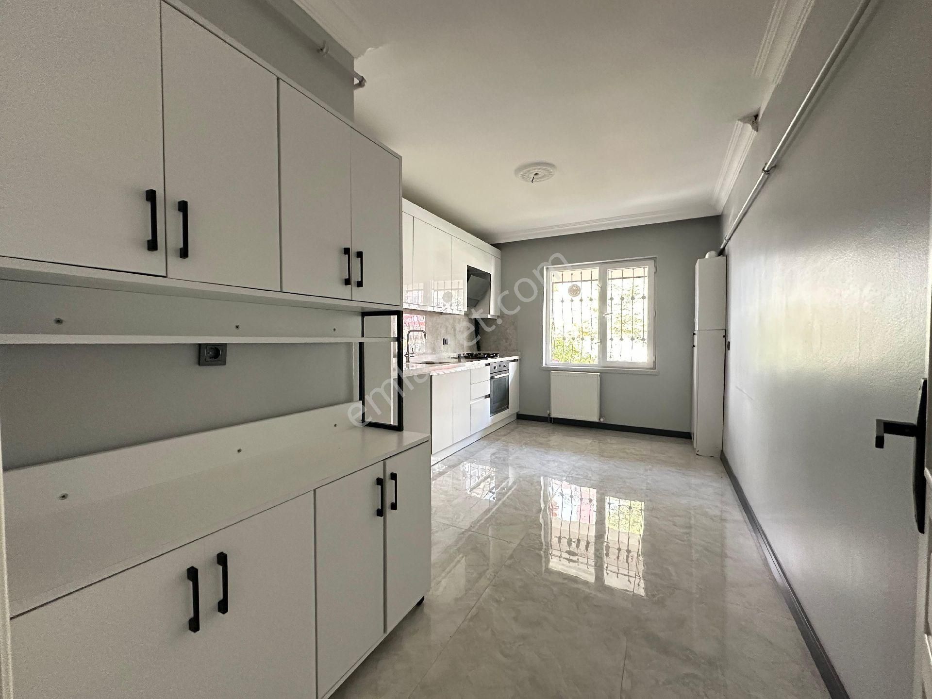 Geniş 2+1 Altta Daire Var Ful Yapılı Ebeveyn Banyolu - Görsel 10