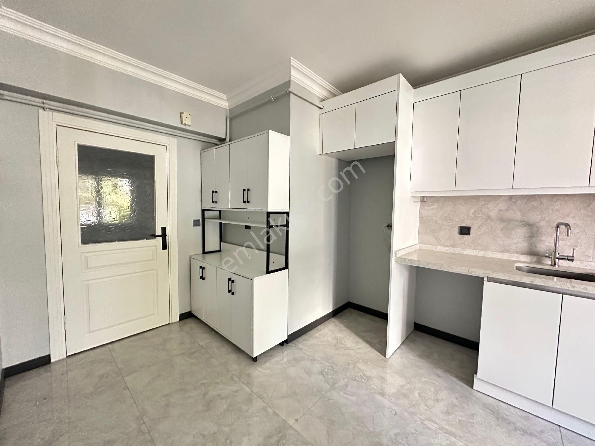 Geniş 2+1 Altta Daire Var Ful Yapılı Ebeveyn Banyolu - Görsel 6