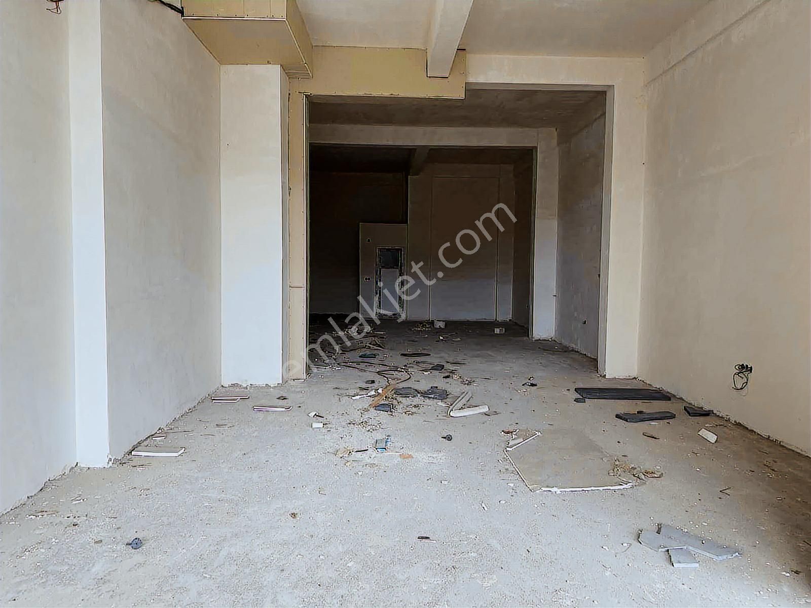 Yağmur Emlak'tan Tekkeköy'de Cadde Üstü Kiralık Kupon Dükkan - Görsel 27