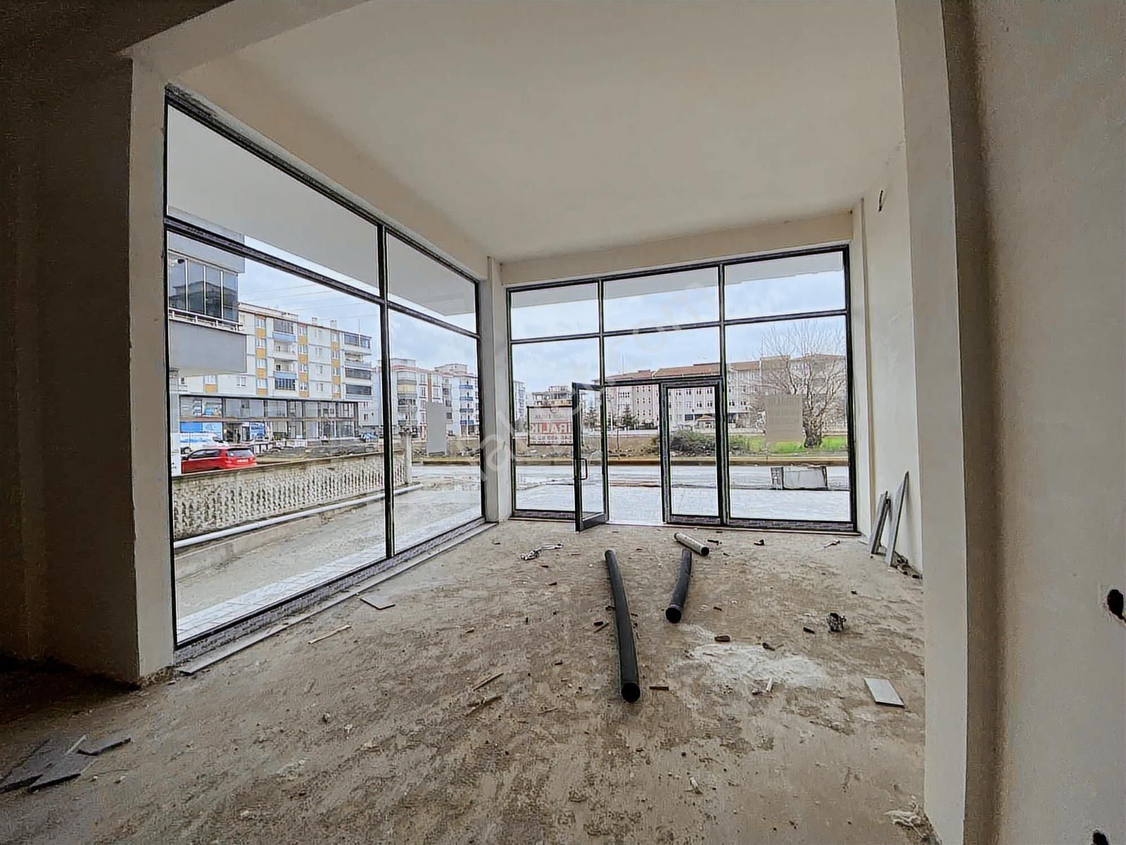 Yağmur Emlak'tan Tekkeköy'de Cadde Üstü Kiralık Kupon Dükkan - Görsel 13