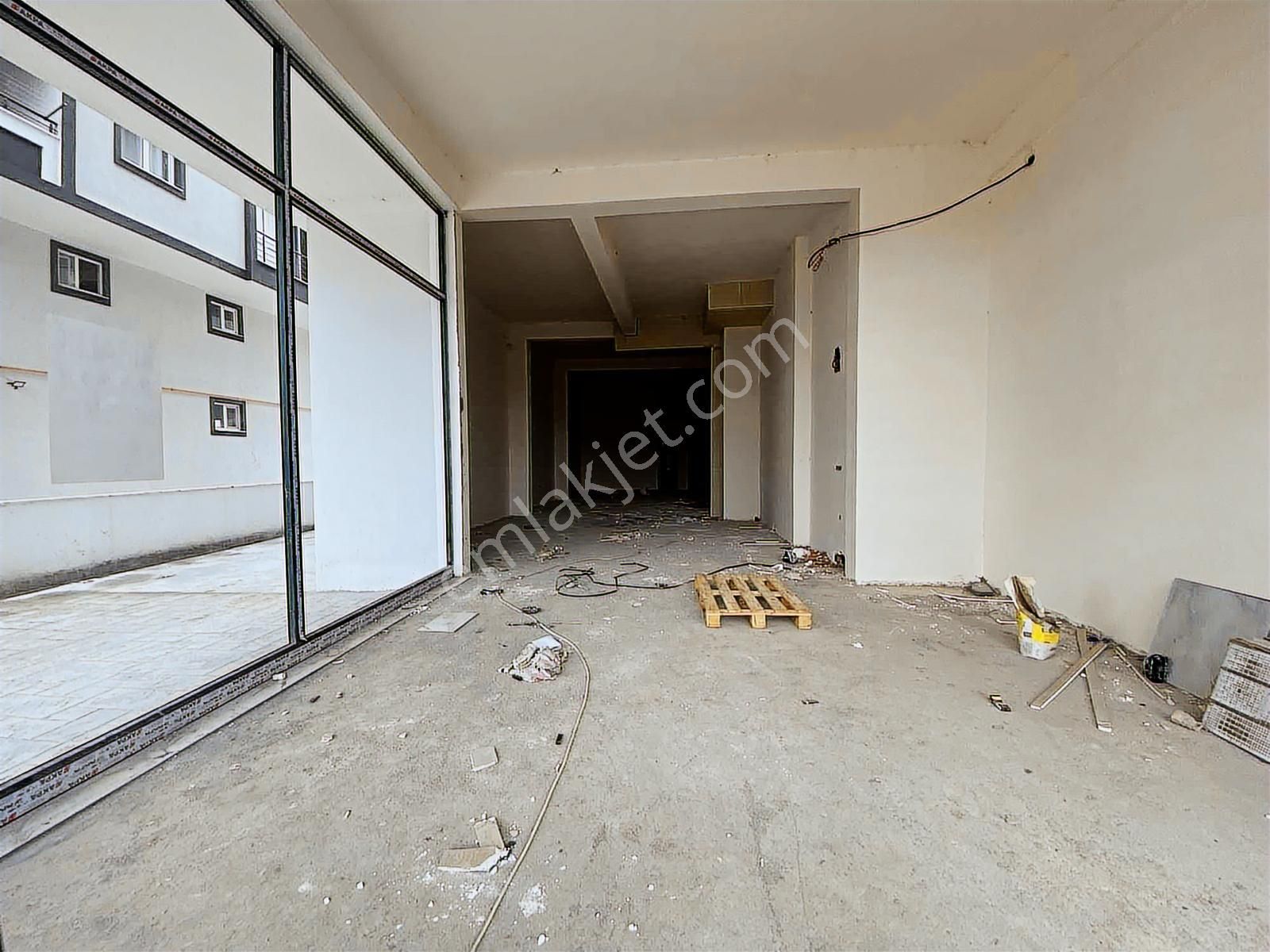 Yağmur Emlak'tan Tekkeköy'de Cadde Üstü Kiralık Kupon Dükkan - Görsel 34