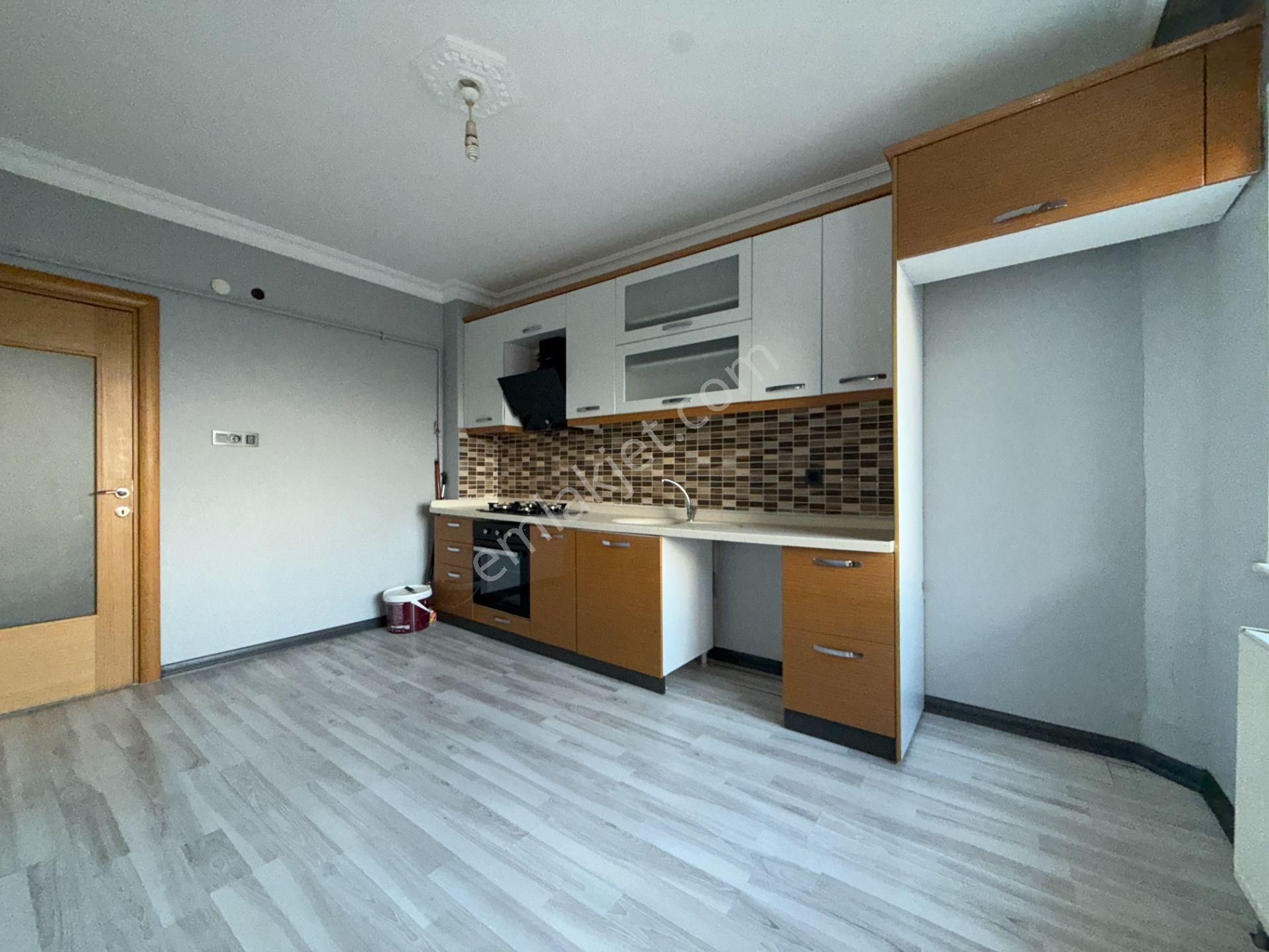 Ufuk Kılıç Emlak'tan Protokol Yolu Yakını Site İçerisinde 3+1 Ful Yapılı Daire - Görsel 2