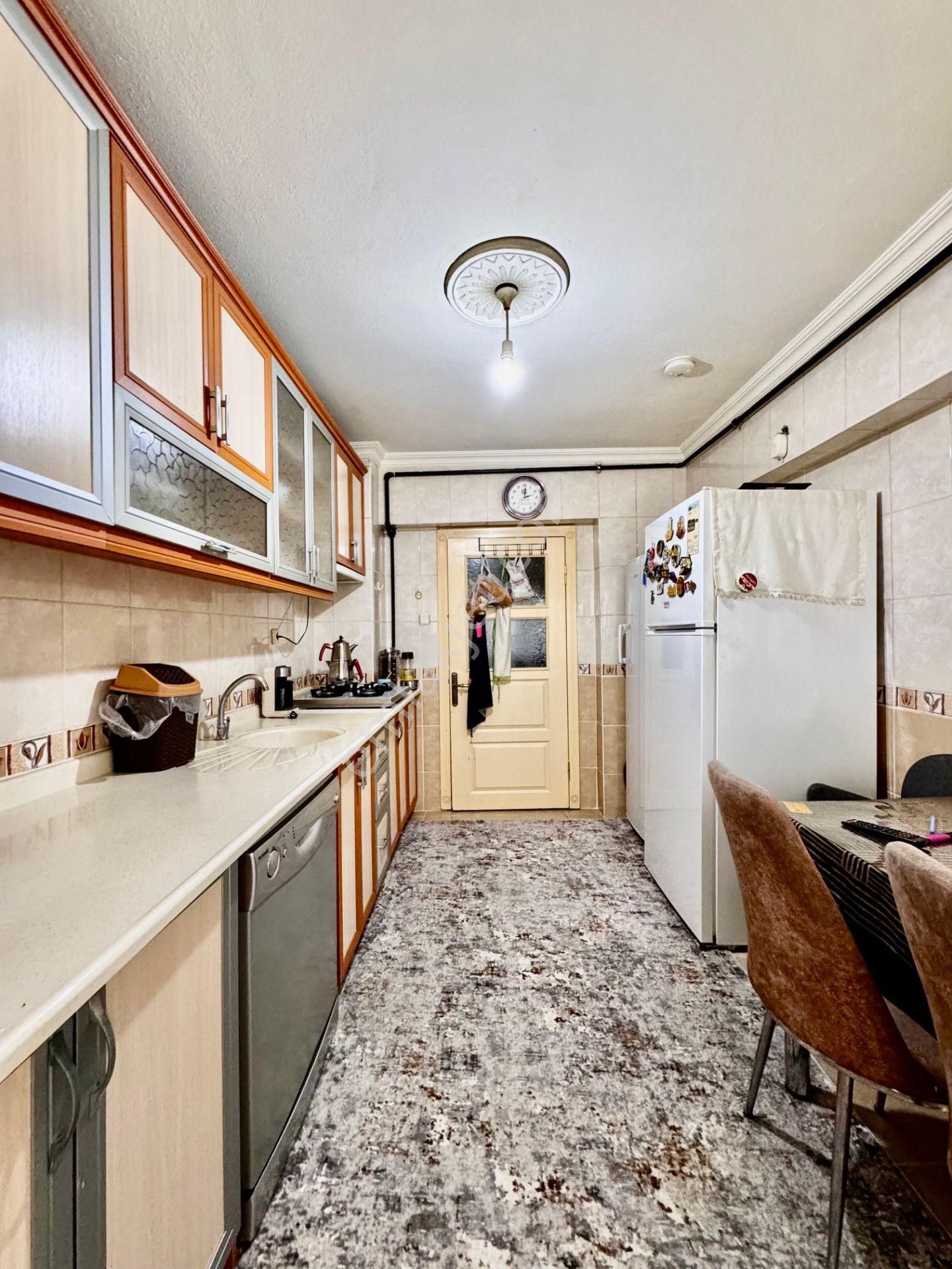 Ufuk Kılıç Emlak'tan Merkezi Konumda Kilerli Güney Cephe 3+1 Daire - Görsel 9