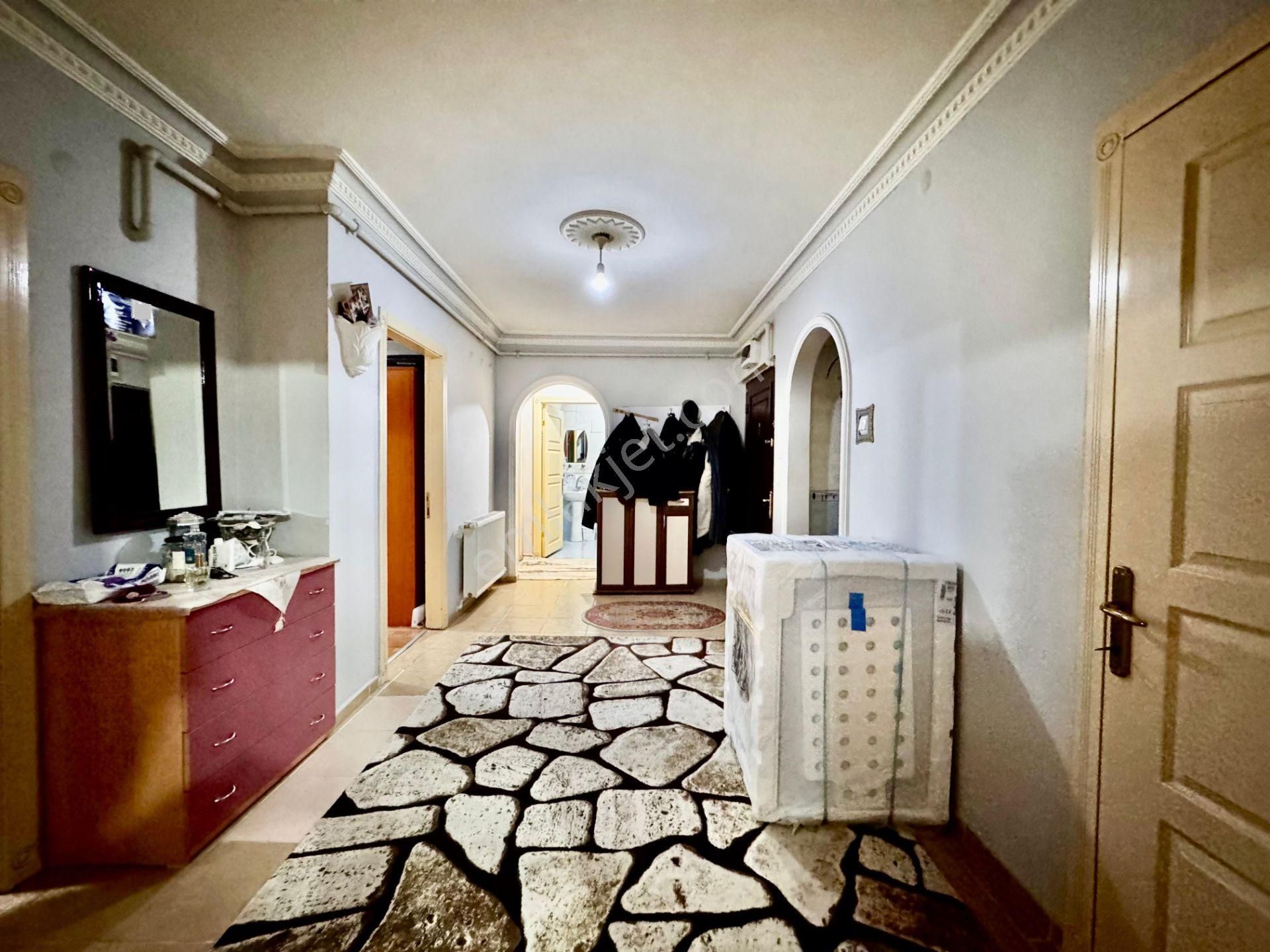 Ufuk Kılıç Emlak'tan Merkezi Konumda Kilerli Güney Cephe 3+1 Daire - Görsel 26