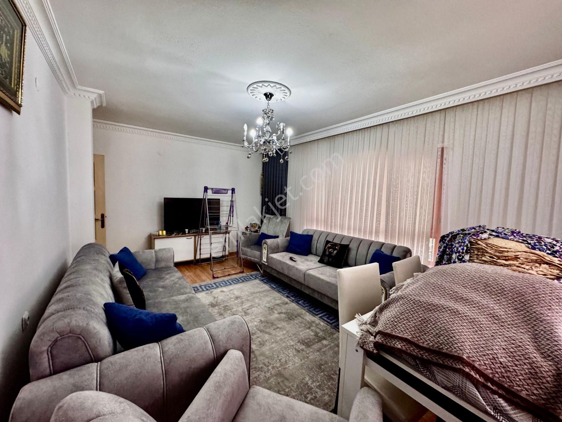 Ufuk Kılıç Emlak'tan Merkezi Konumda Kilerli Güney Cephe 3+1 Daire - Görsel 4