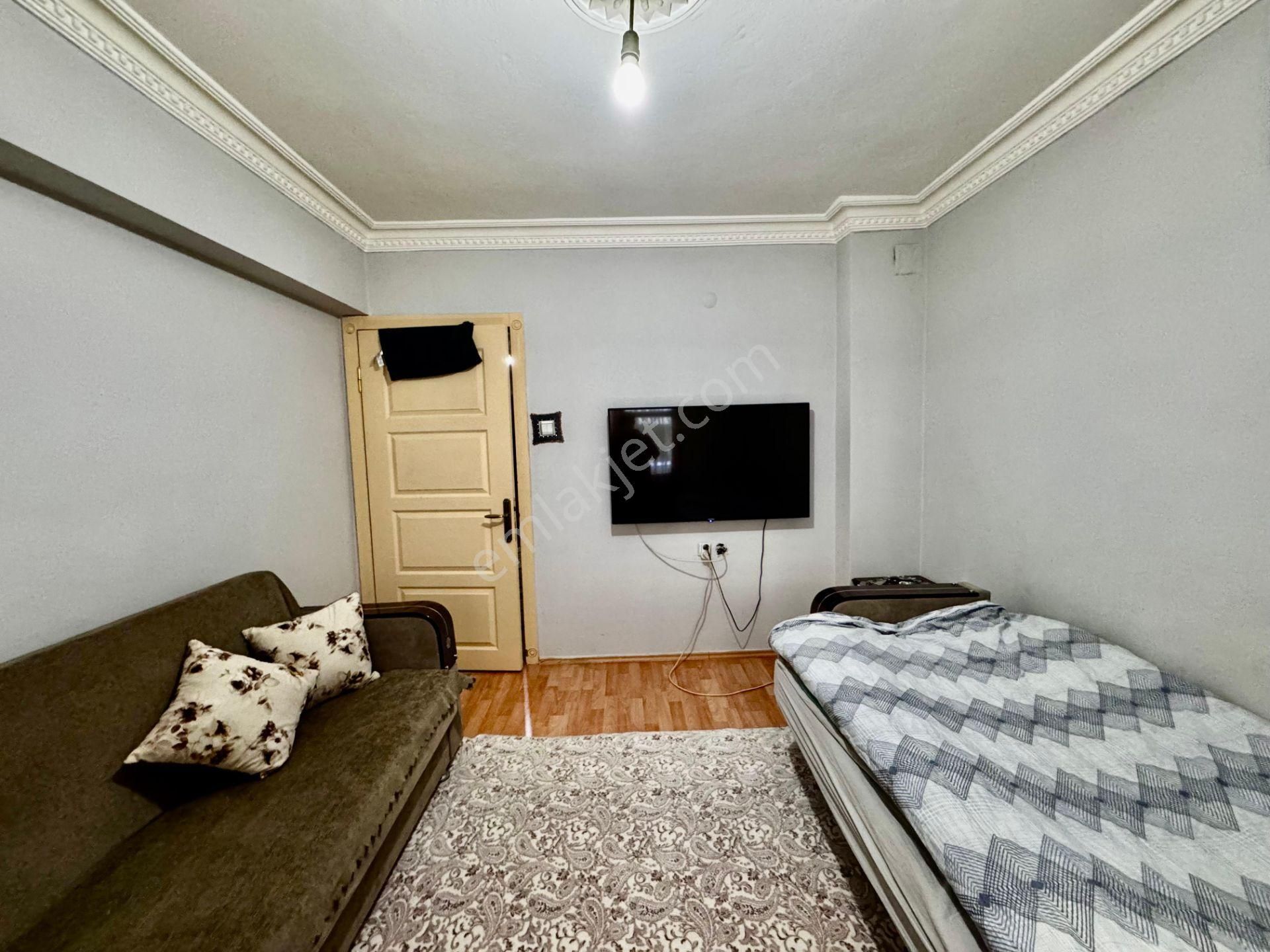 Ufuk Kılıç Emlak'tan Merkezi Konumda Kilerli Güney Cephe 3+1 Daire - Görsel 12